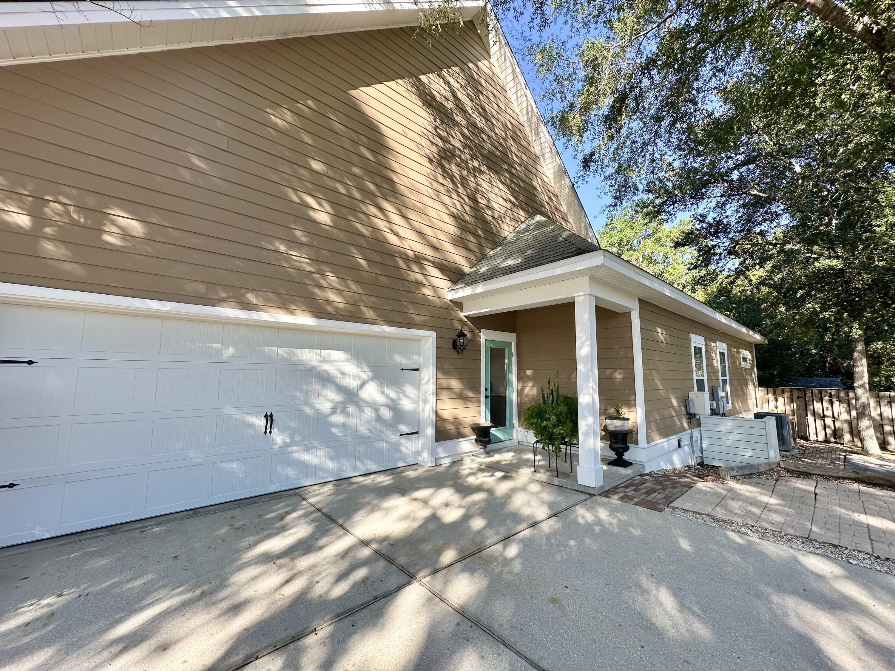 HAMMOCK BAY/SYMPHONY - Residential