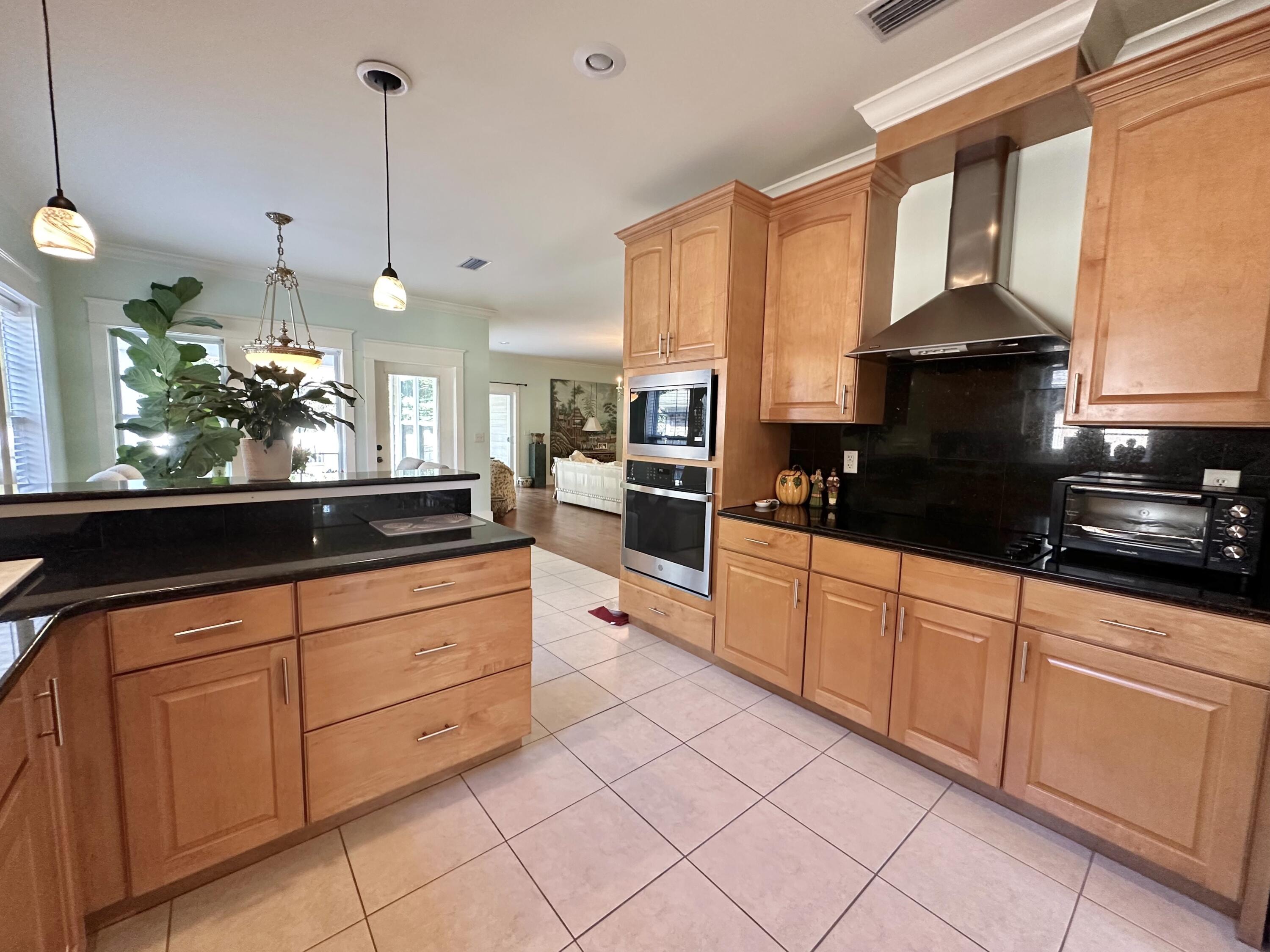 HAMMOCK BAY/SYMPHONY - Residential