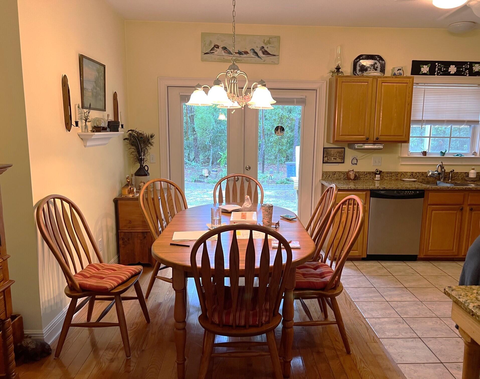 RUSTLING PINES - Residential