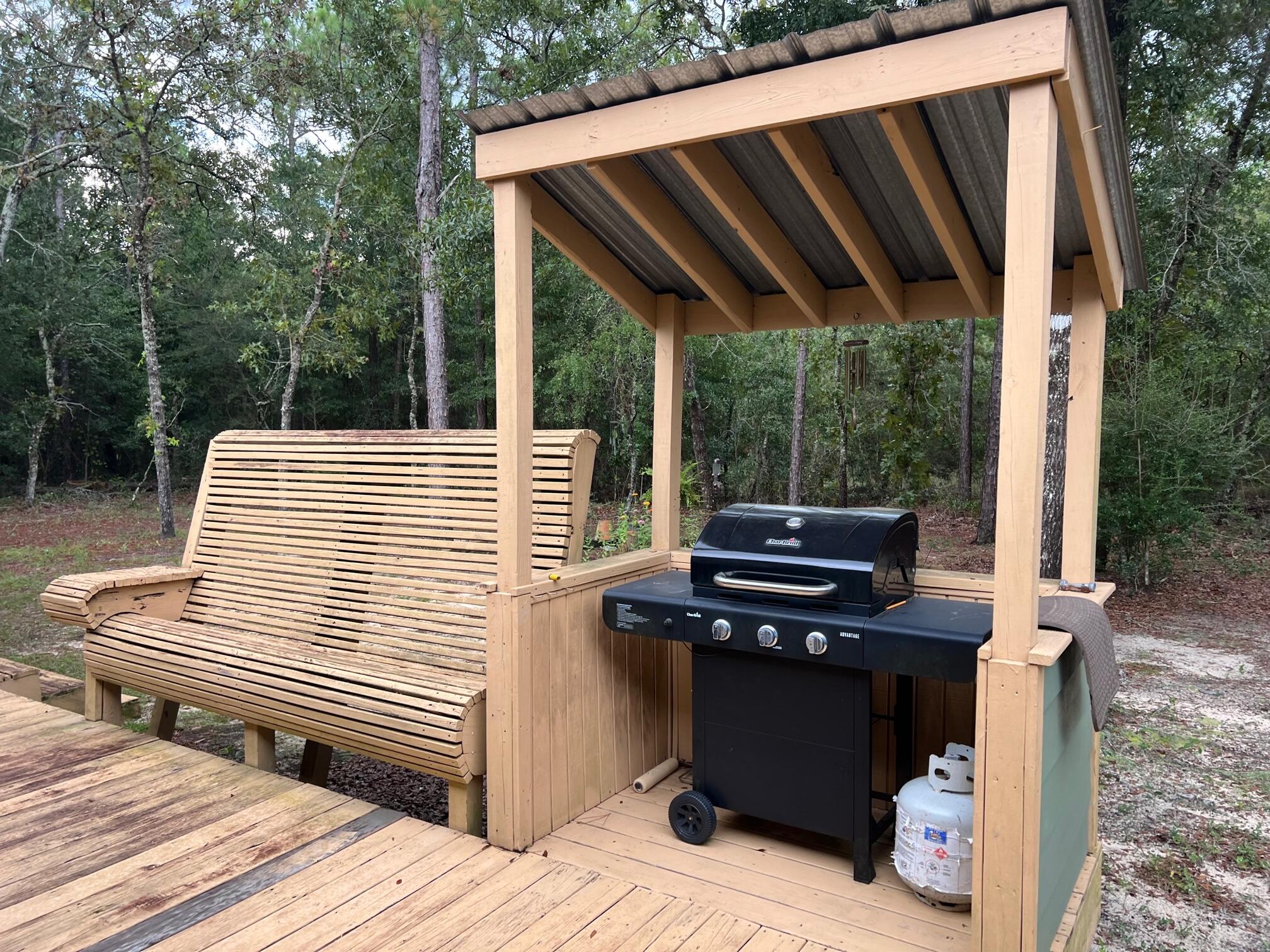 RUSTLING PINES - Residential