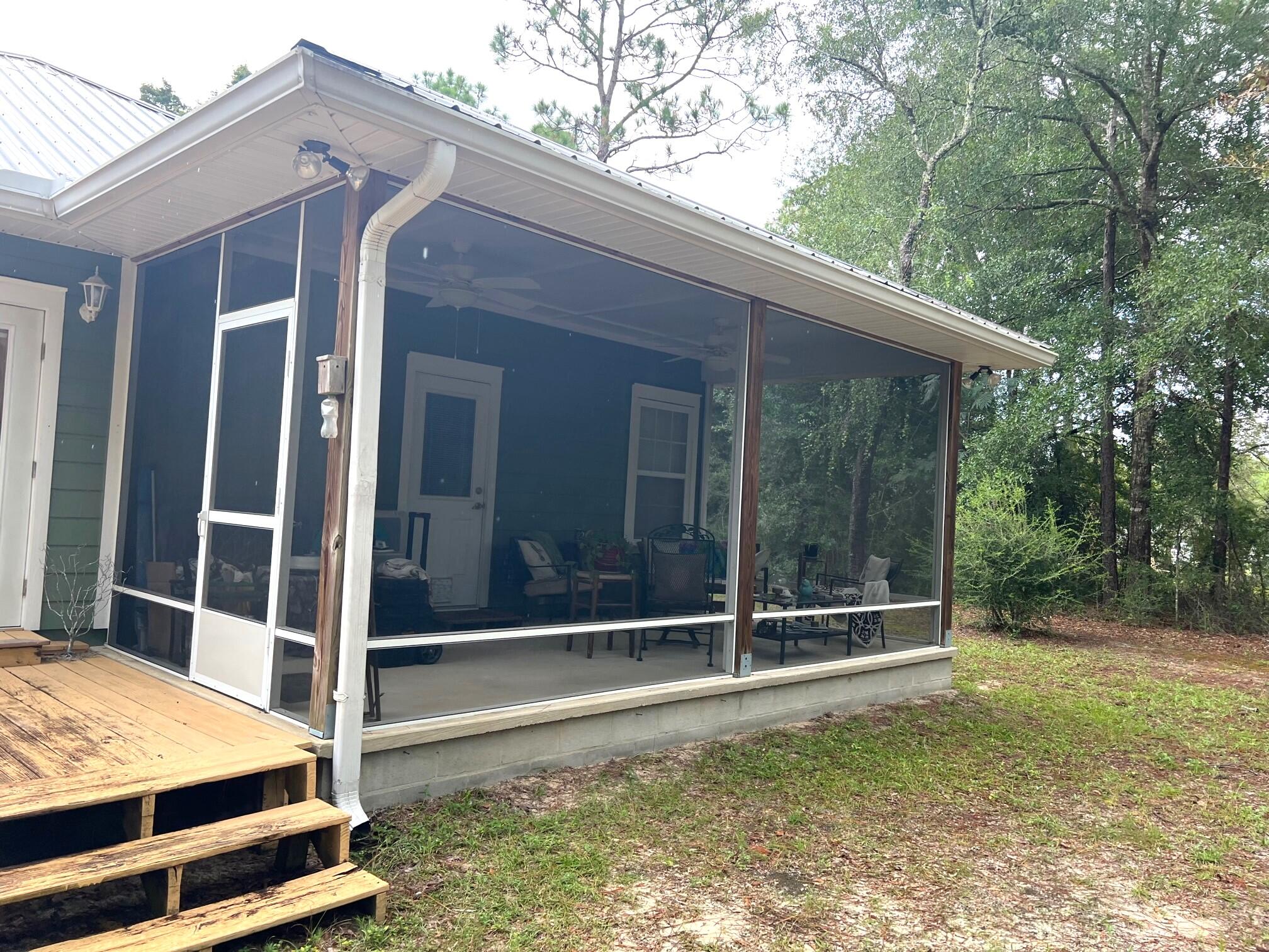 RUSTLING PINES - Residential