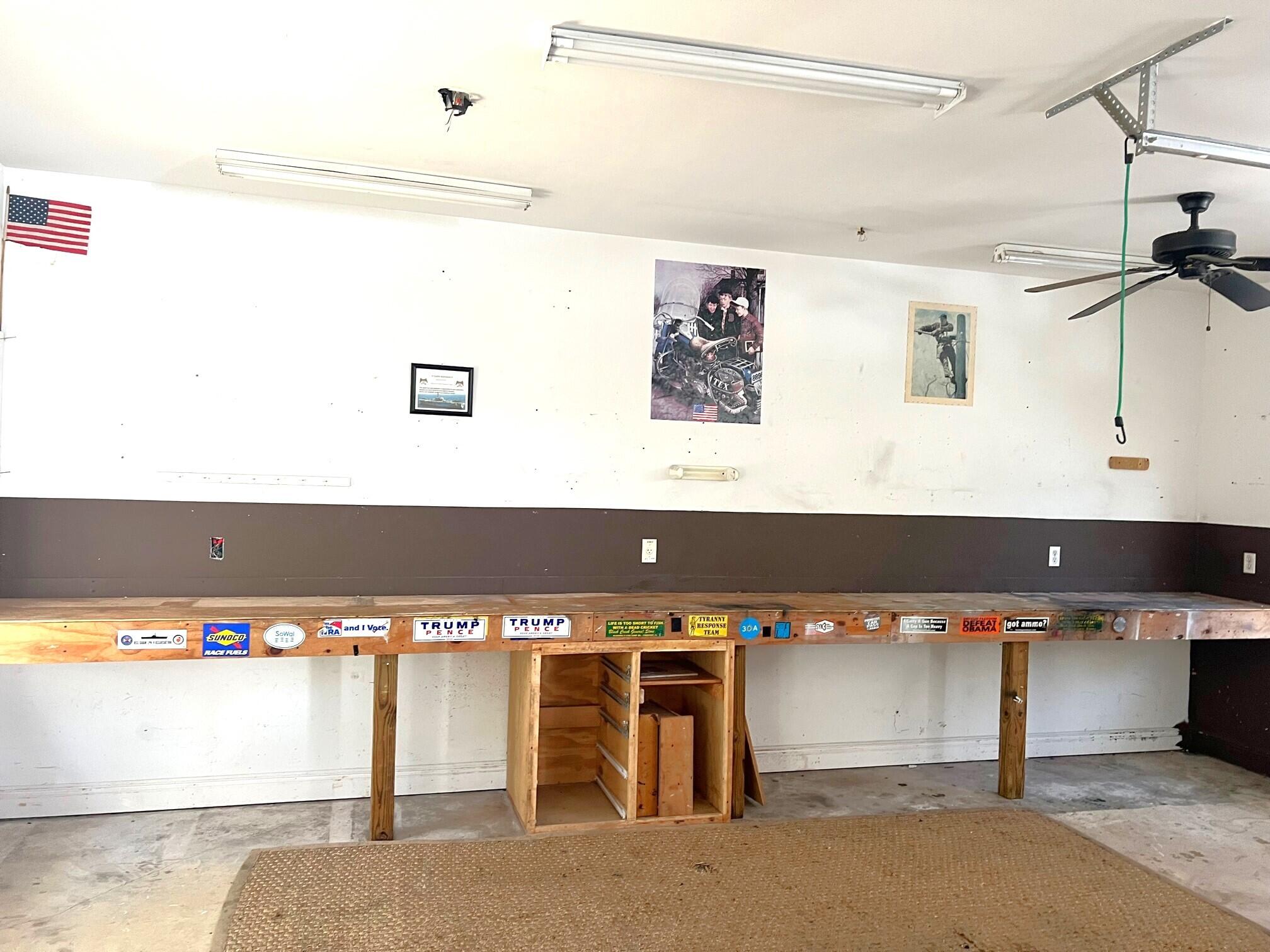 RUSTLING PINES - Residential