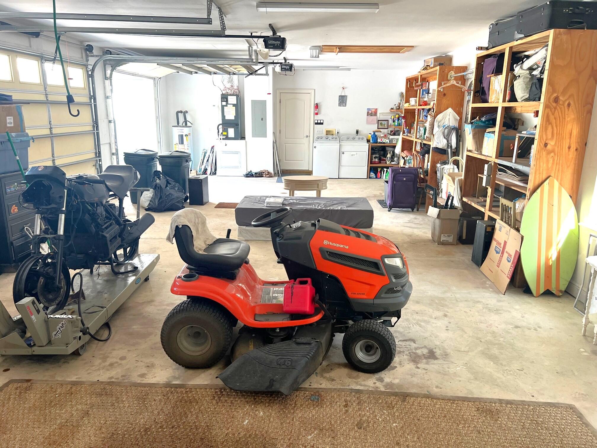 RUSTLING PINES - Residential