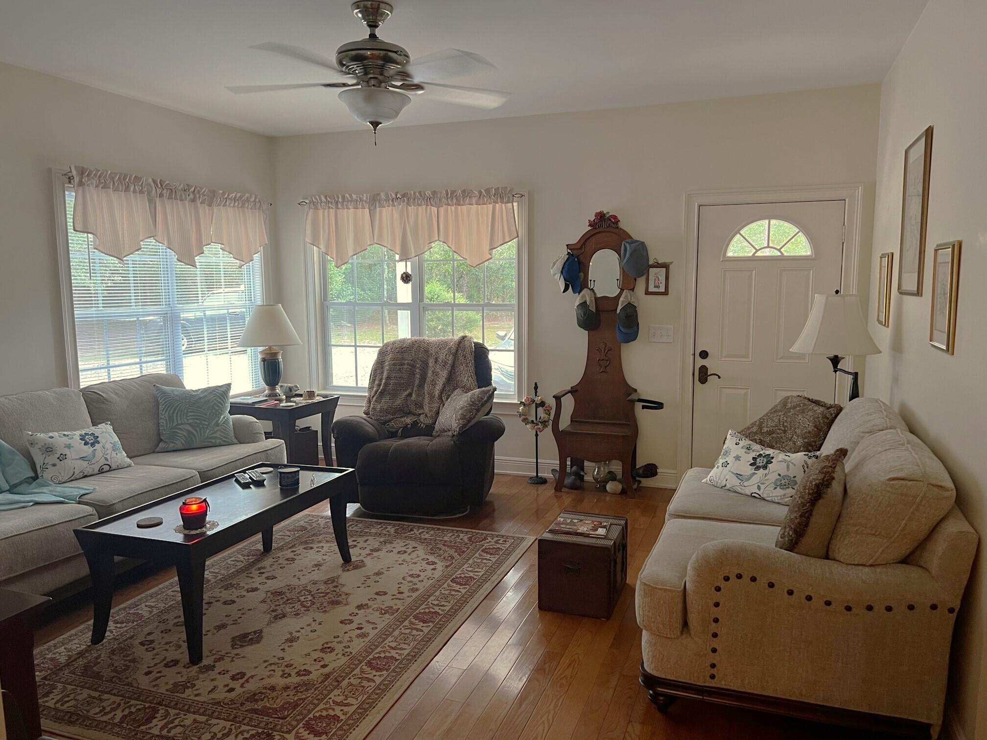 RUSTLING PINES - Residential