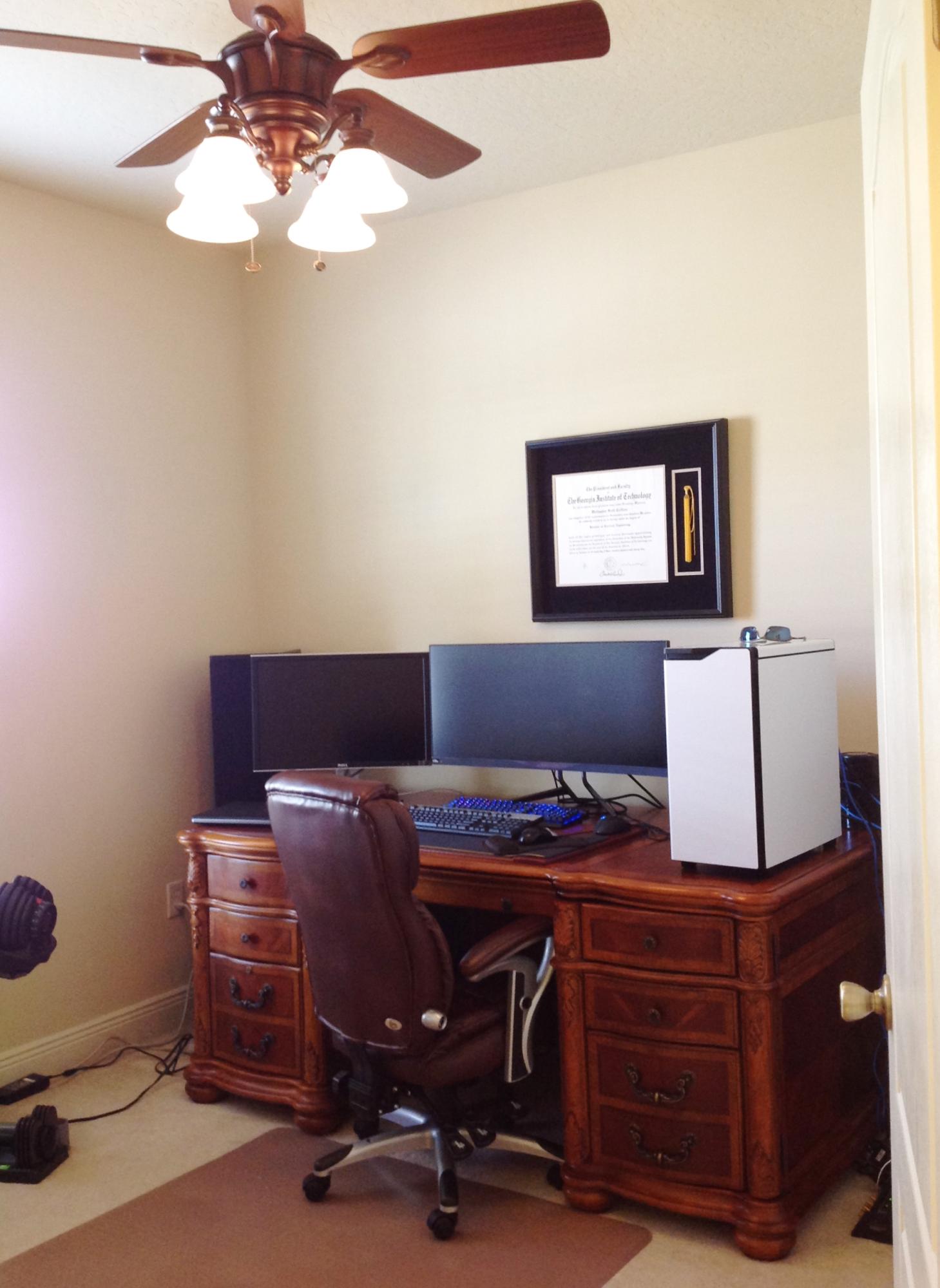 CHARDONNAY ESTATES - Residential