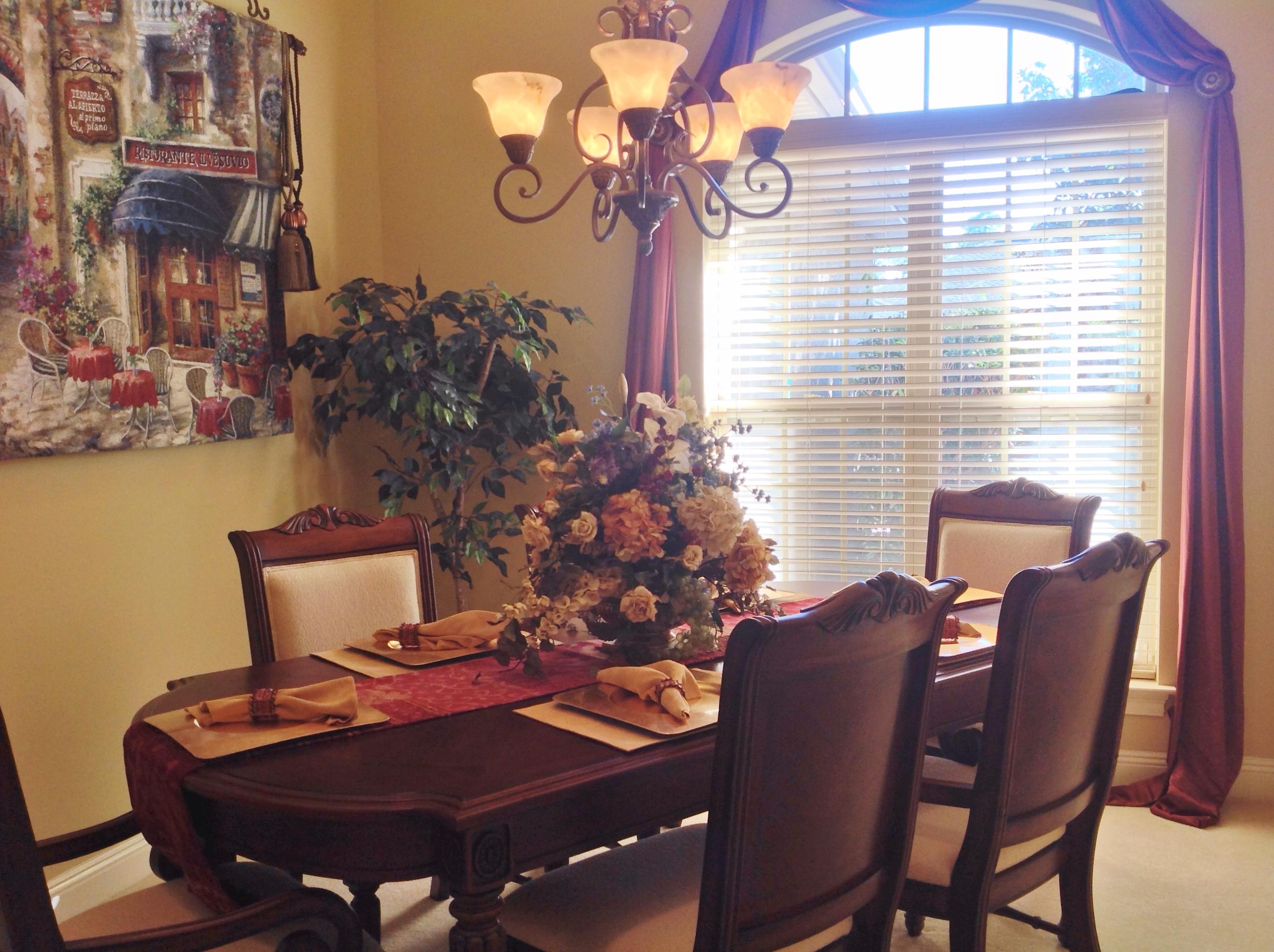 CHARDONNAY ESTATES - Residential