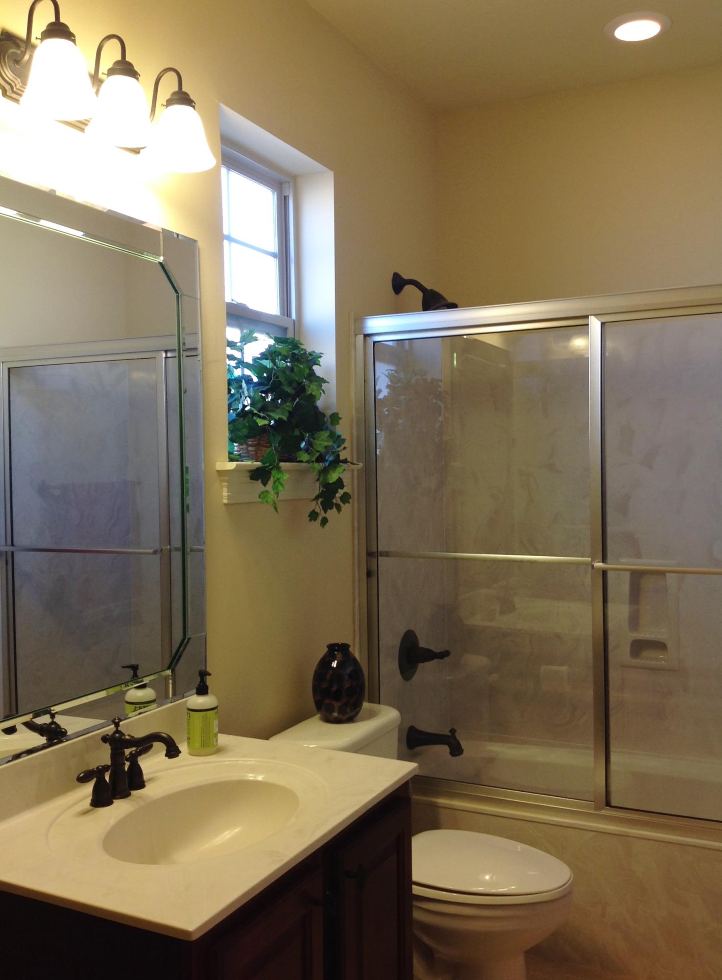 CHARDONNAY ESTATES - Residential