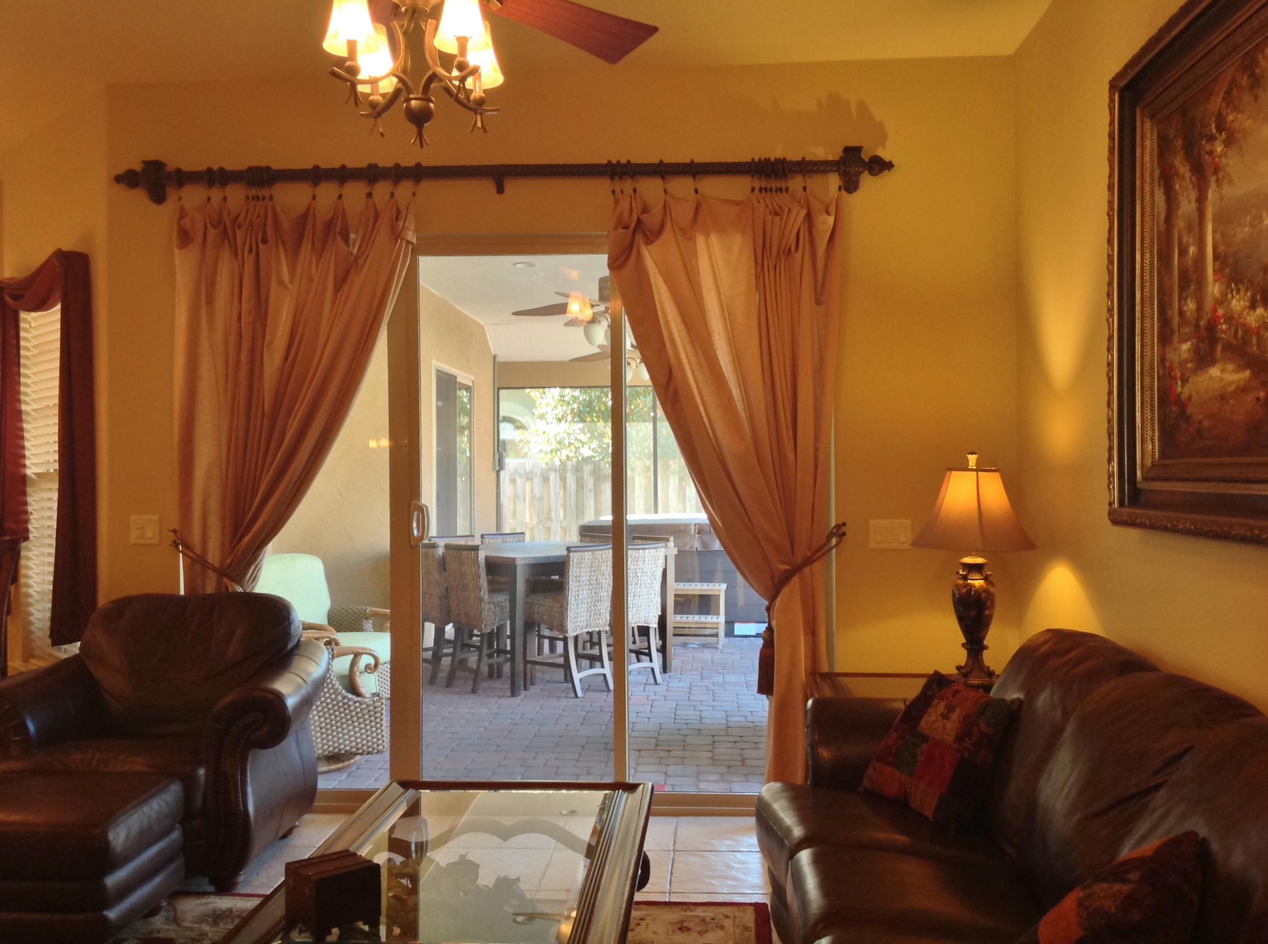 CHARDONNAY ESTATES - Residential