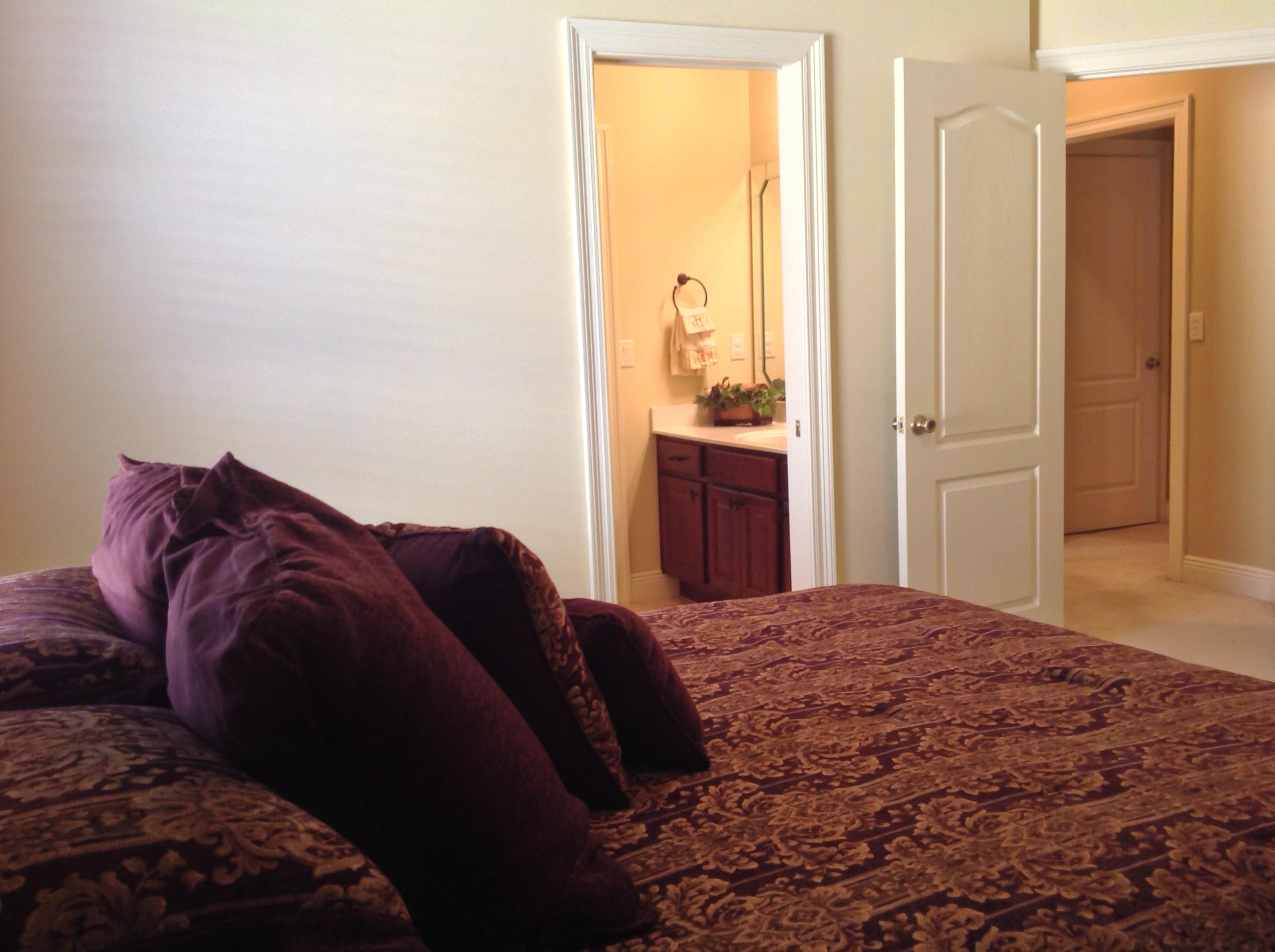 CHARDONNAY ESTATES - Residential