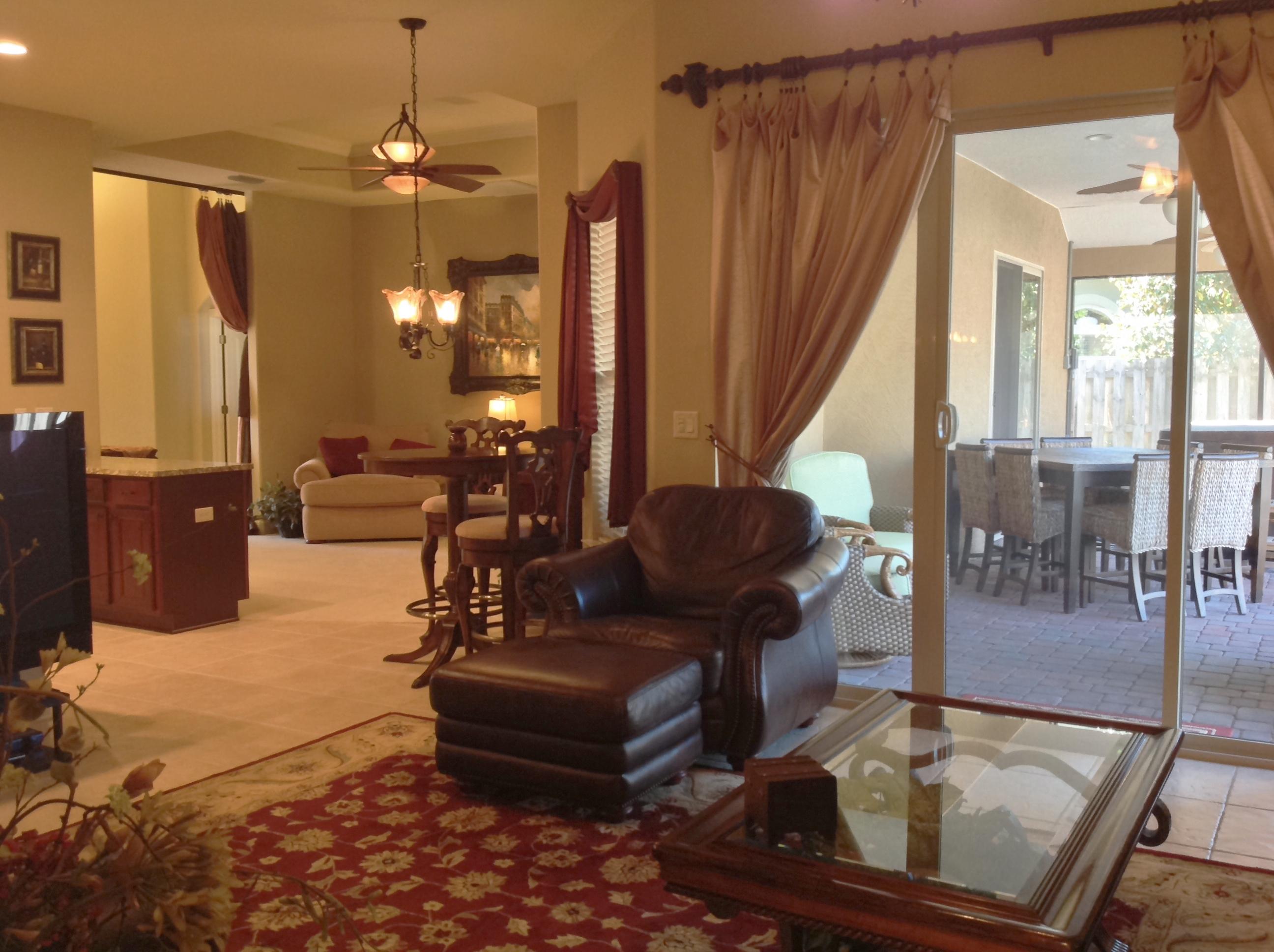 CHARDONNAY ESTATES - Residential