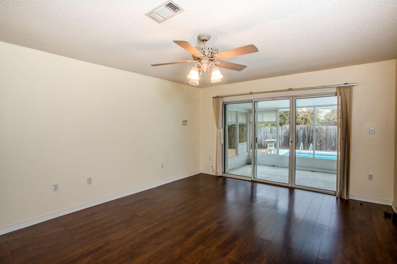 HARBOR BREEZE - Residential