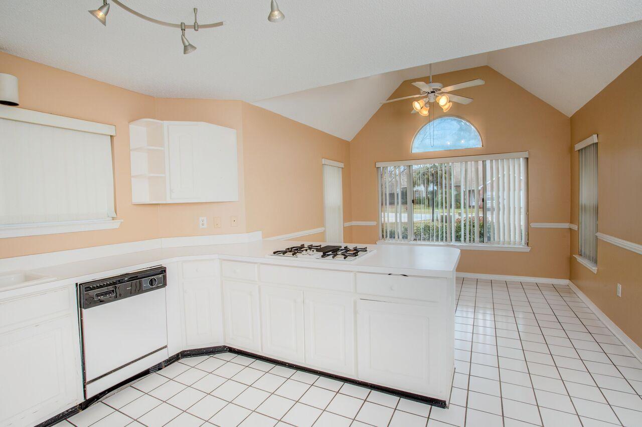 HARBOR BREEZE - Residential