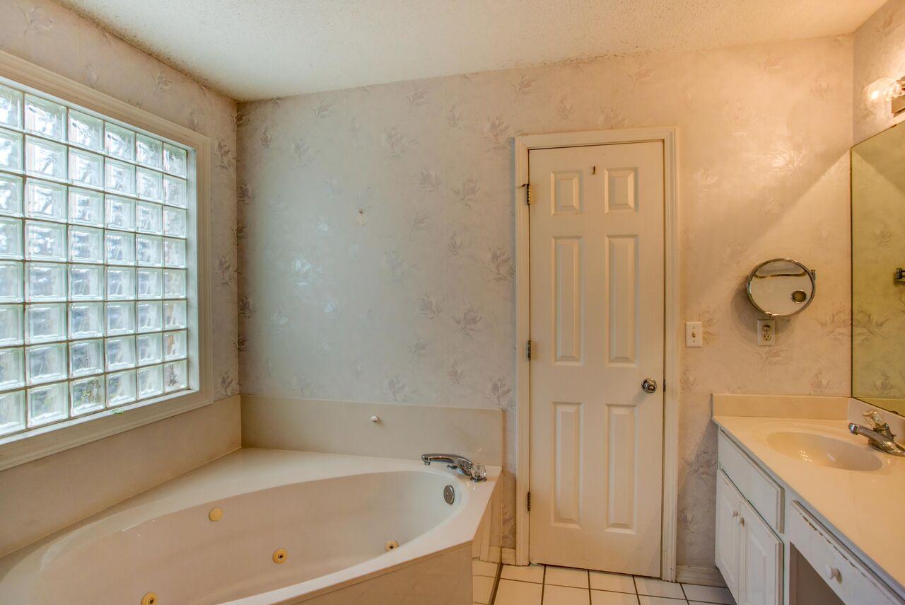 HARBOR BREEZE - Residential