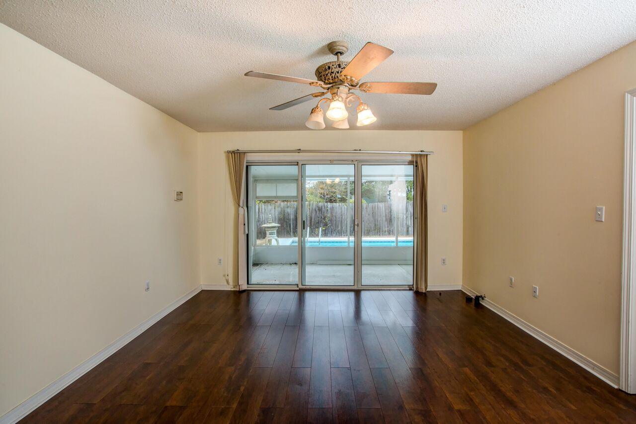 HARBOR BREEZE - Residential