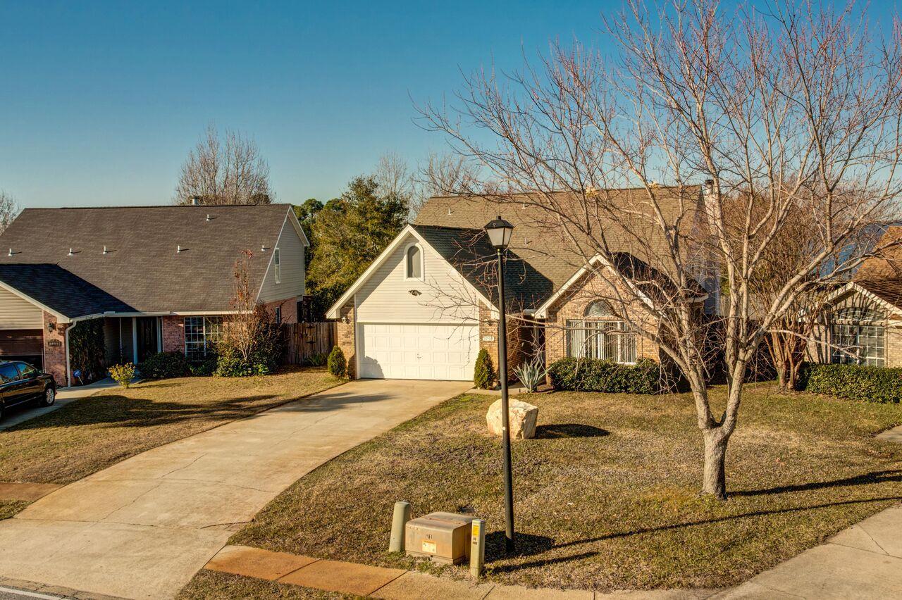 HARBOR BREEZE - Residential