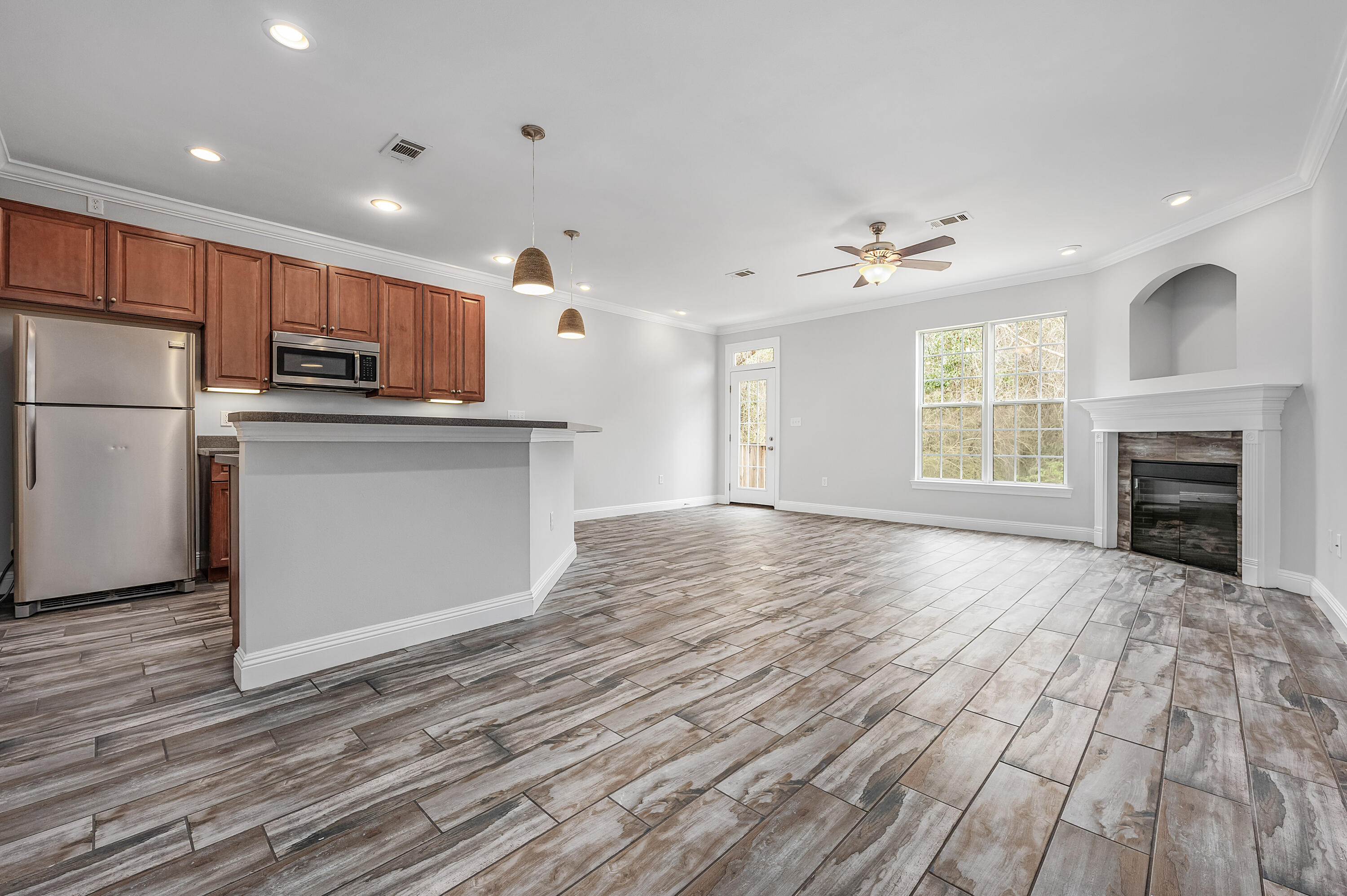 CROSS CREEK - Residential