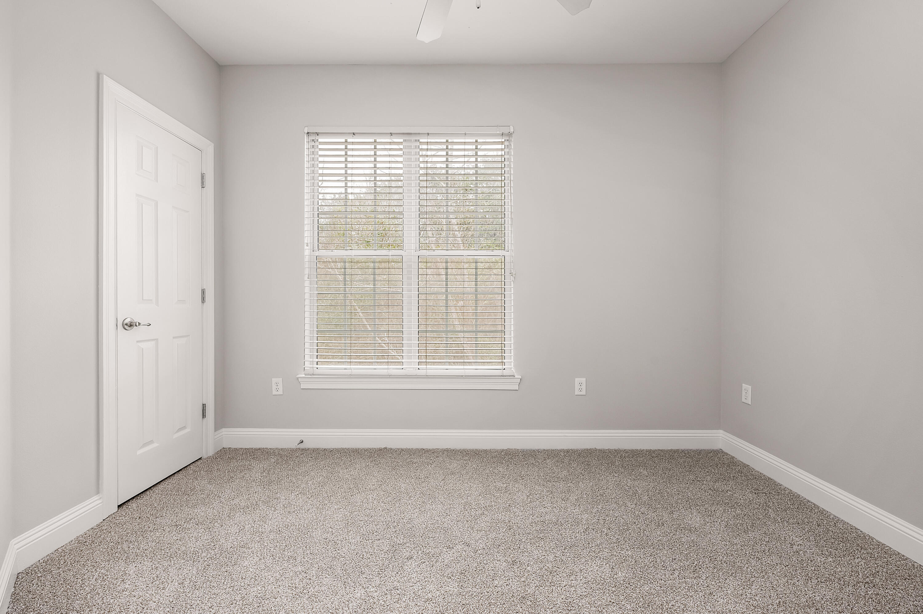 CROSS CREEK - Residential