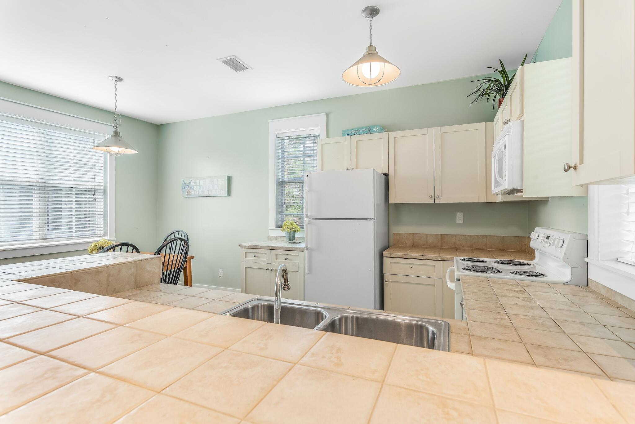 BUNGALOWS AT SEAGROVE BEACH - Residential