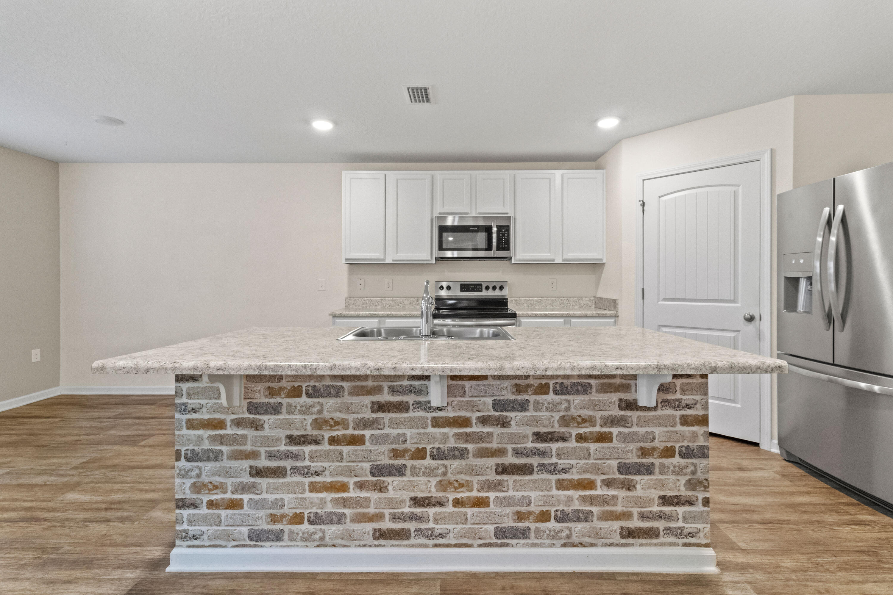 Whisper Creek - Residential