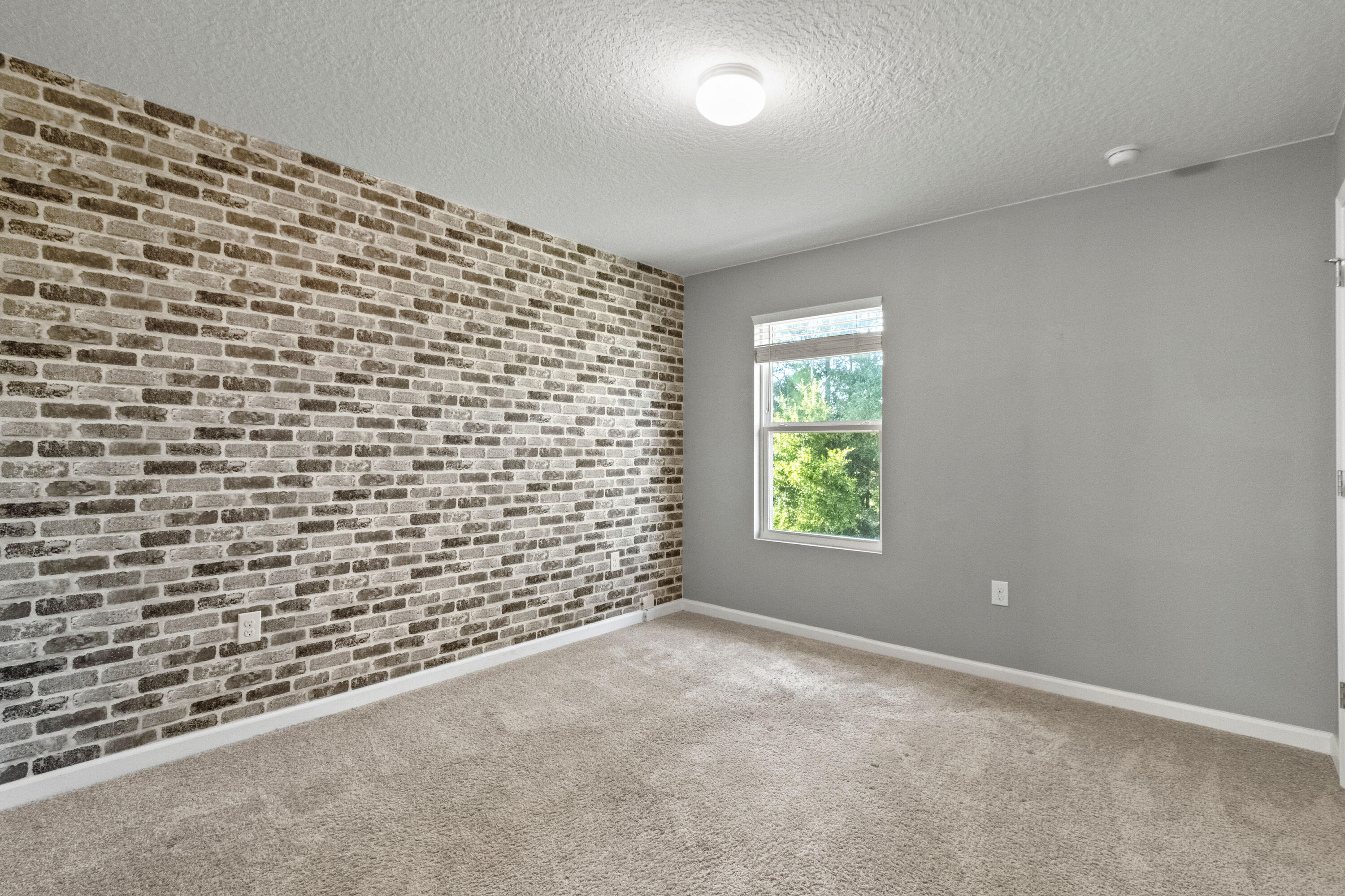 Whisper Creek - Residential