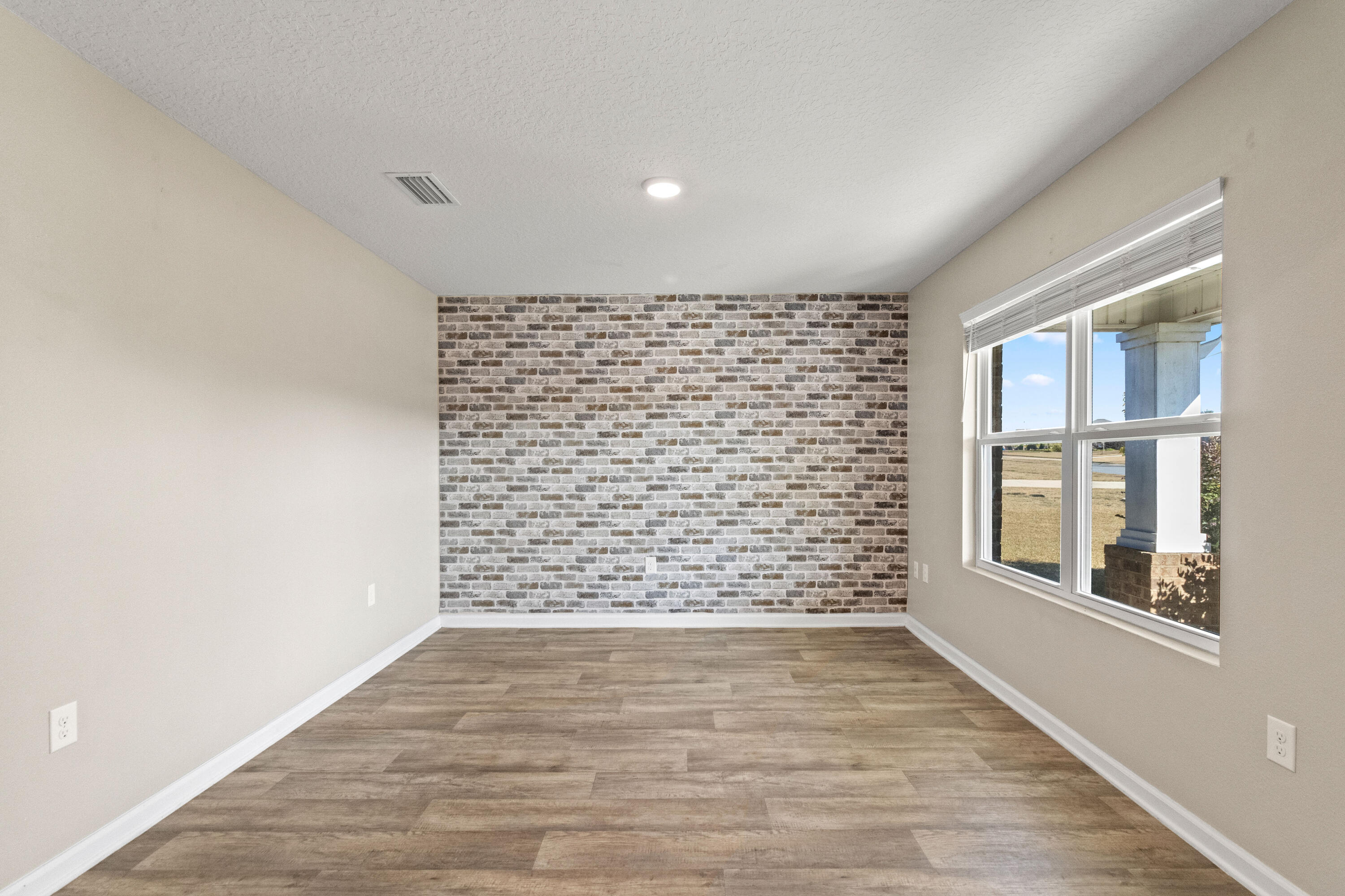 Whisper Creek - Residential