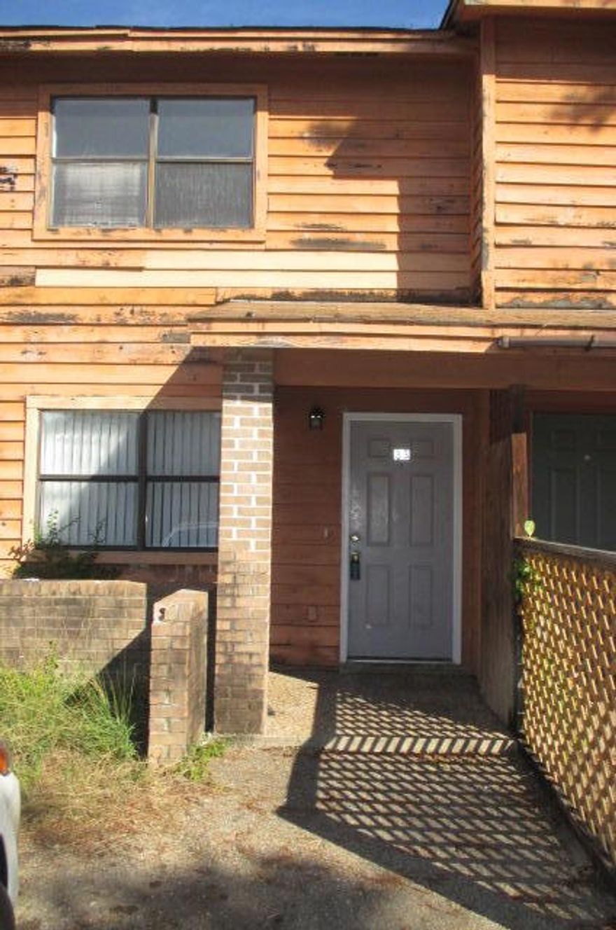 This is a central location in FWB. Close to shopping and schools. Rented for $650 per month. Lease is month to month so this will also work for owner occupants.