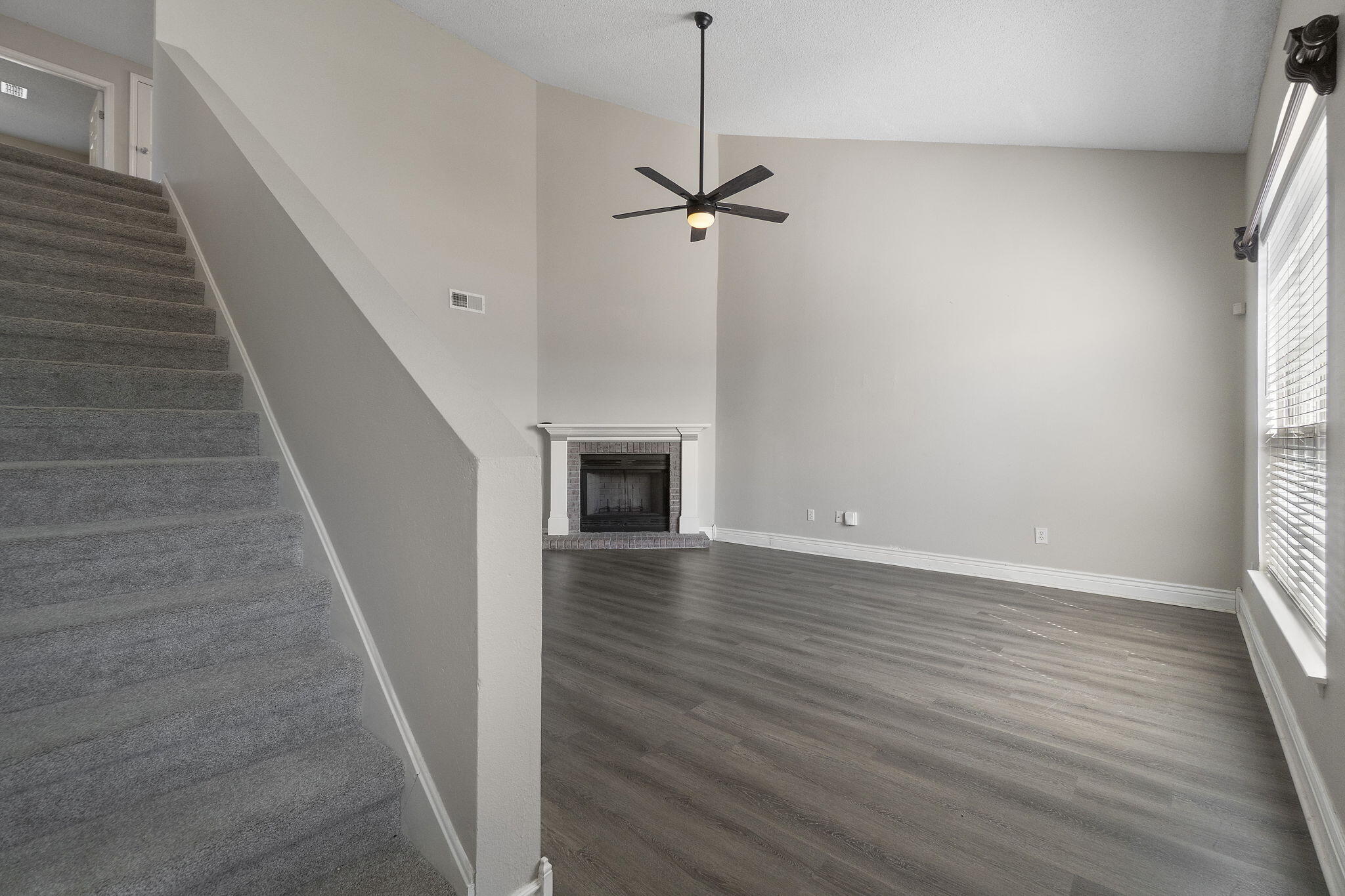 NAVARRE S/D 1ST ADDN - Residential