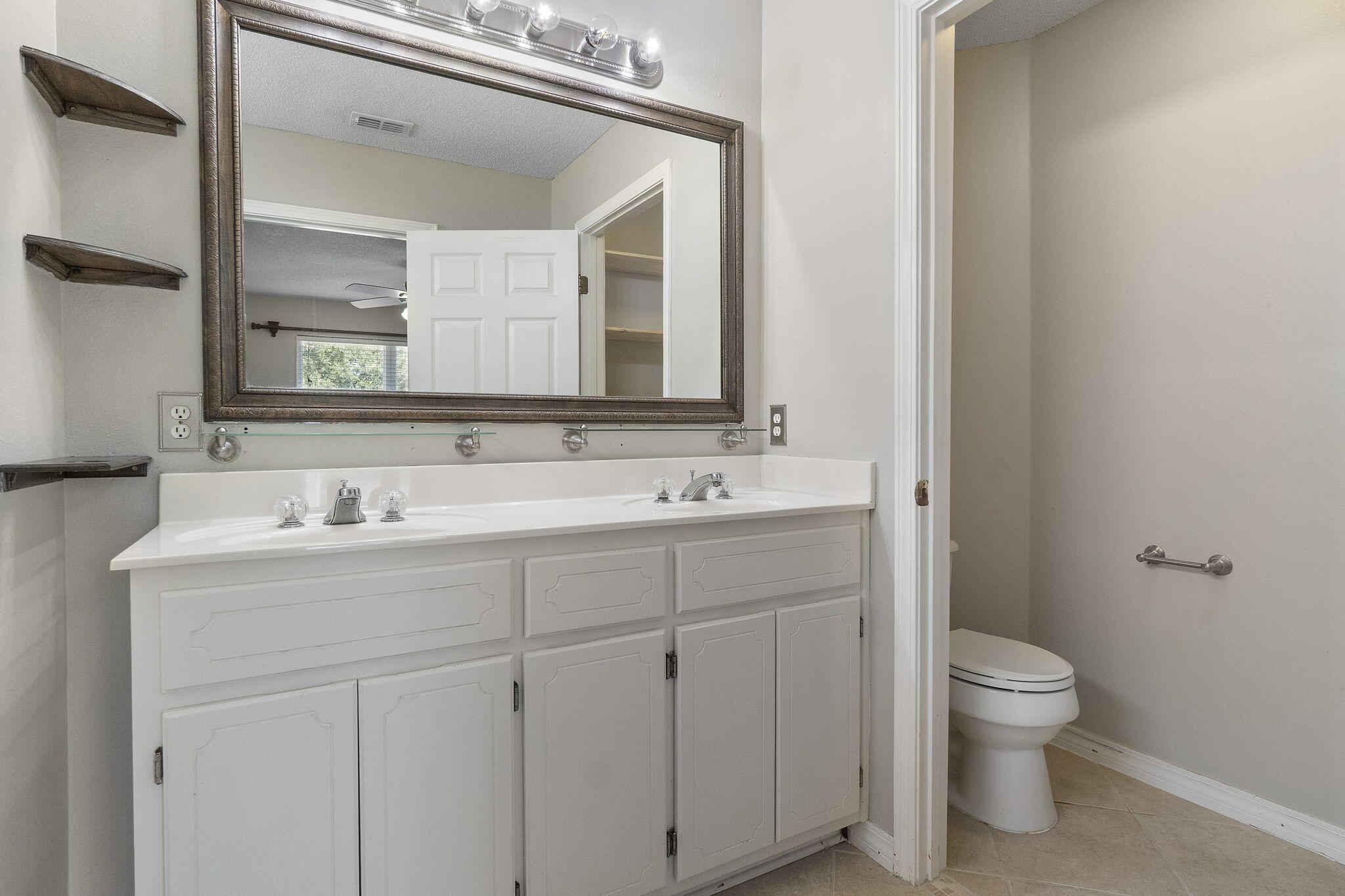 NAVARRE S/D 1ST ADDN - Residential