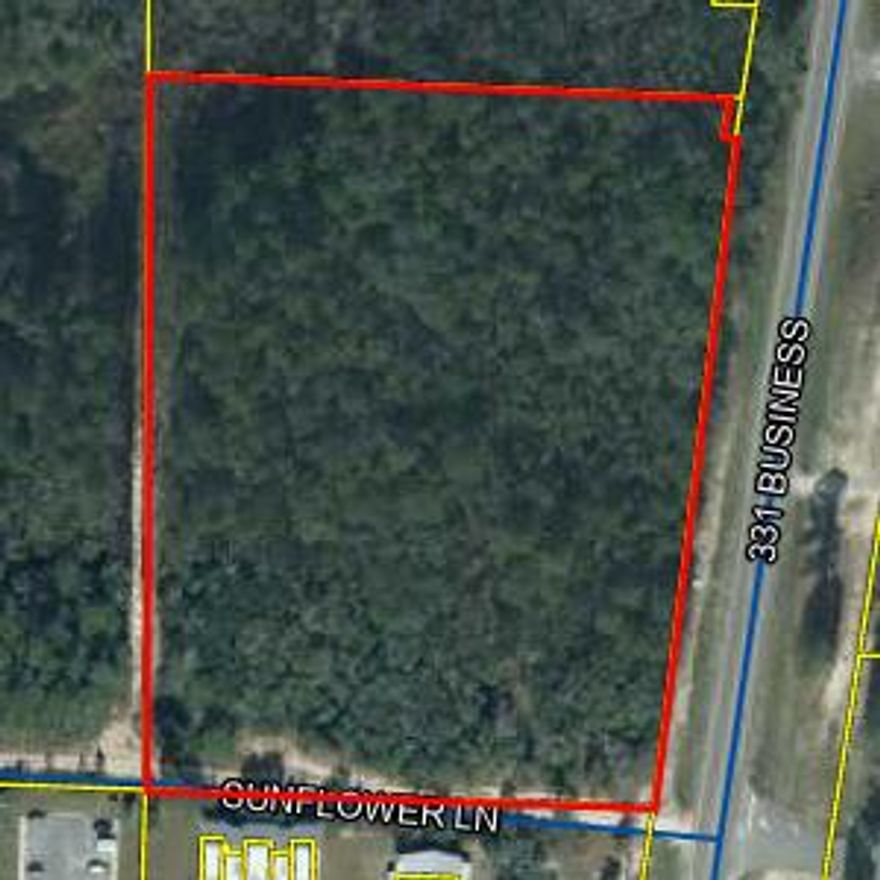 Multi Lots 1 & 2 combined. 11.44 acres zoned R-3 on business 331 D.O approved for 128 multi-family units Introducing an exceptional opportunity to own a prime piece of real estate on US Hwy 331 in the charming town of Freeport, FL. This expansive parcel of land is now available for those seeking a strategic investment or envisioning the perfect location for their next project. Situated on the bustling US Hwy 331.