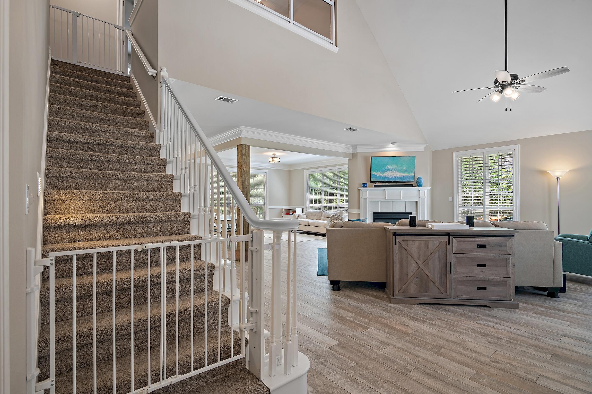 TURNBERRY PLACE - Residential