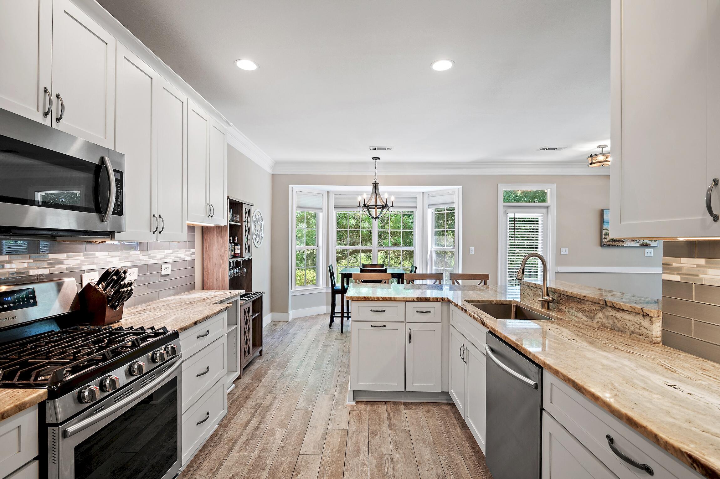 TURNBERRY PLACE - Residential