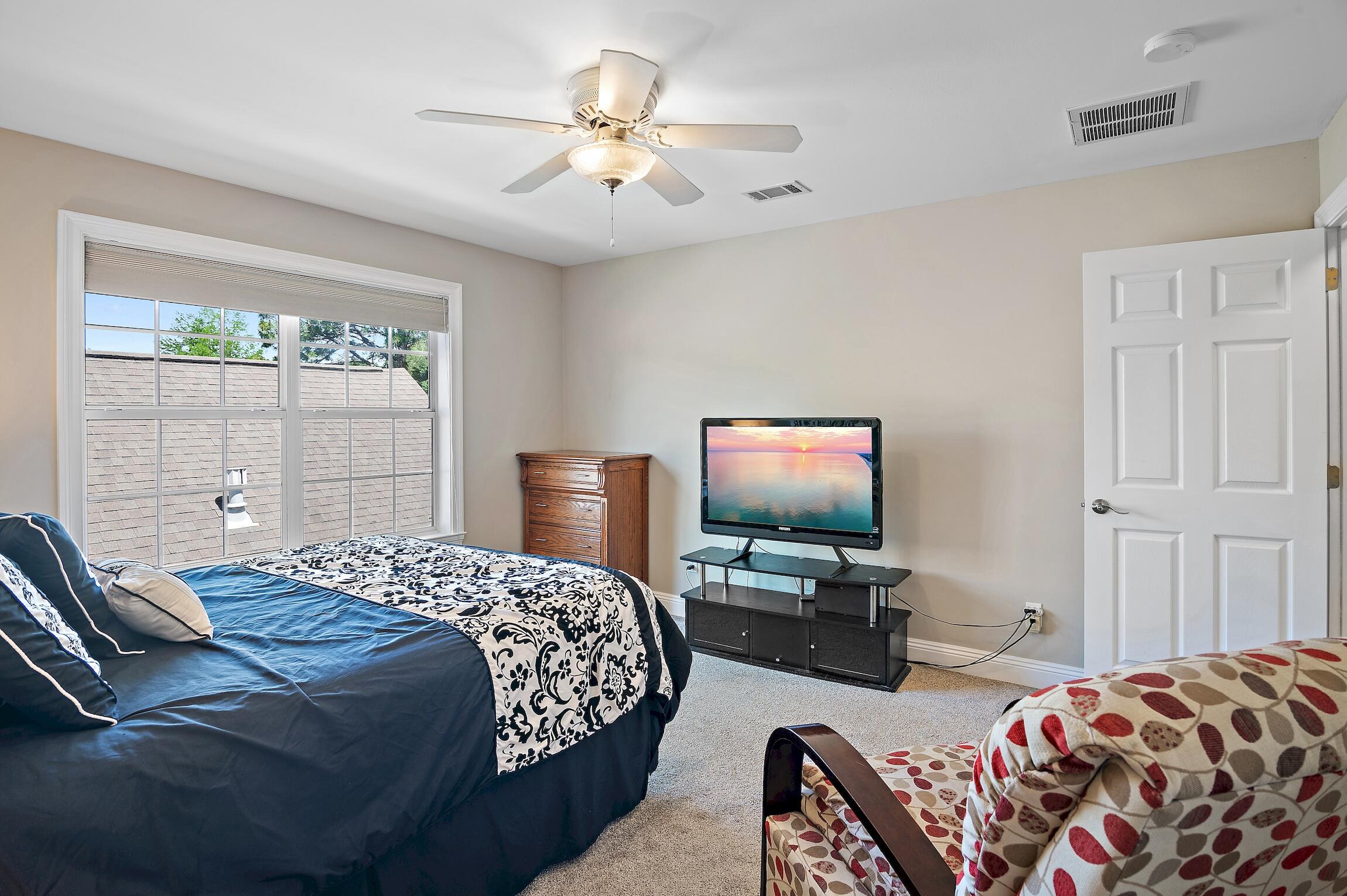 TURNBERRY PLACE - Residential