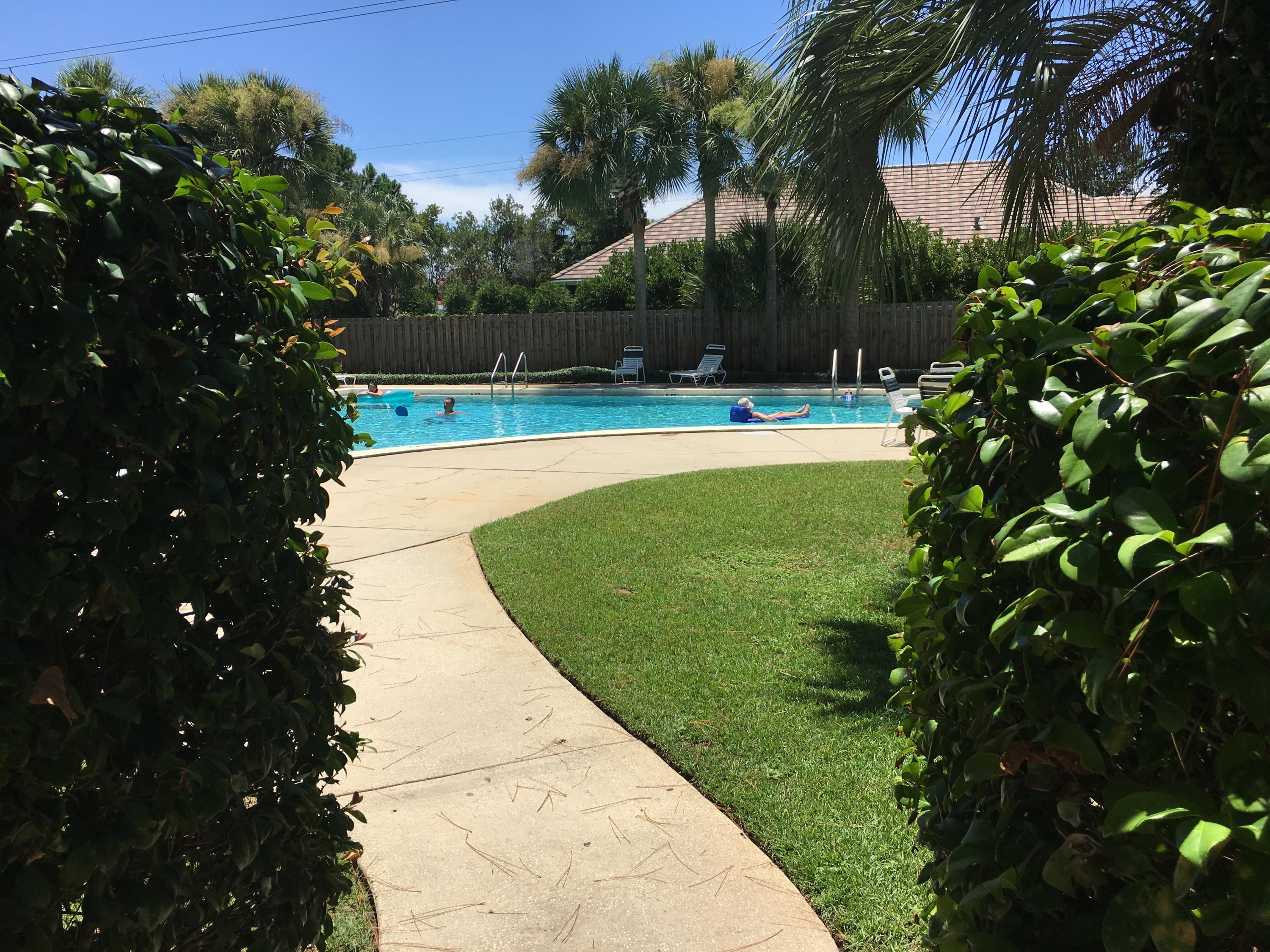 EMERALD LAKES PH 3 - Residential