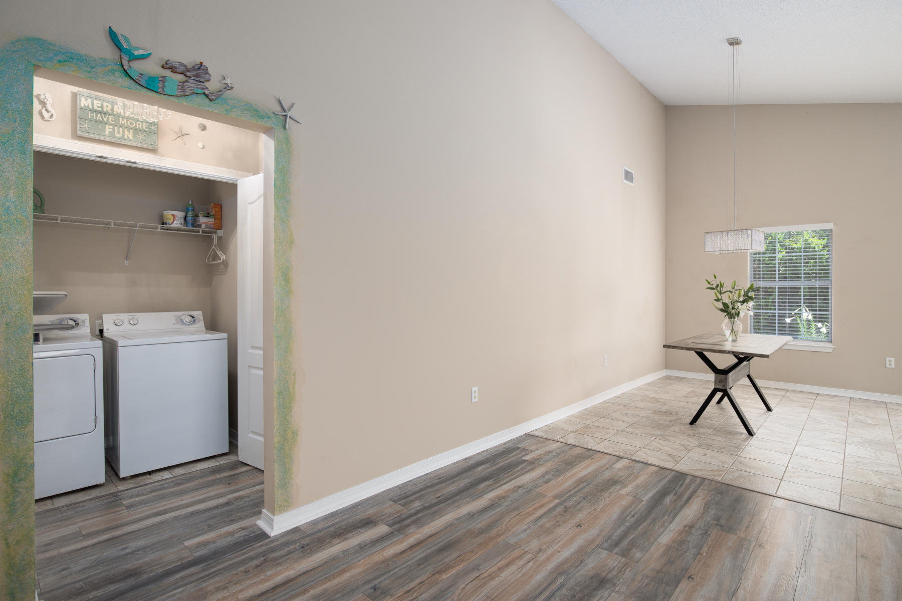 EMERALD LAKES PH 3 - Residential