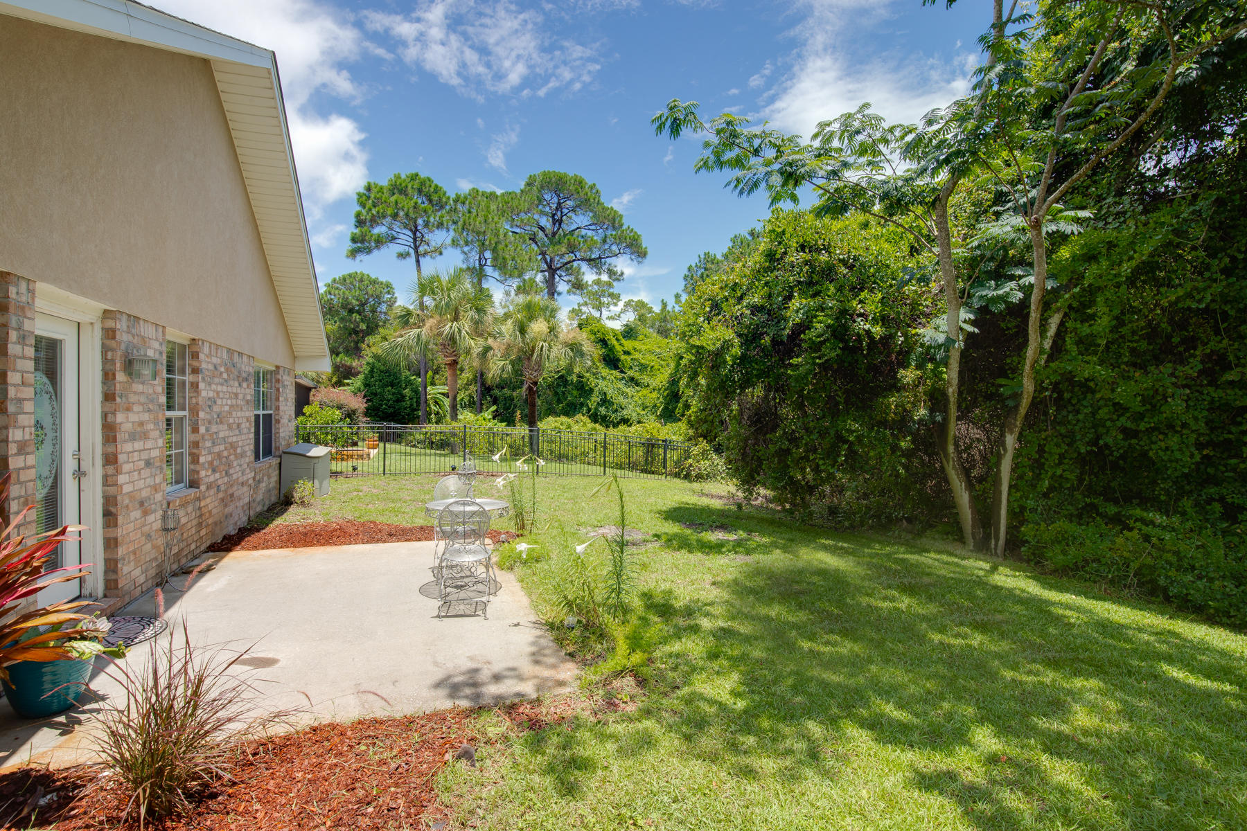 EMERALD LAKES PH 3 - Residential