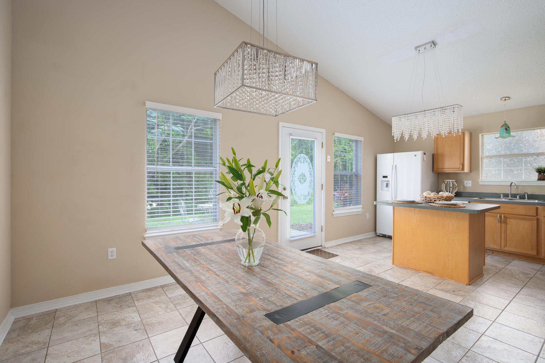 EMERALD LAKES PH 3 - Residential