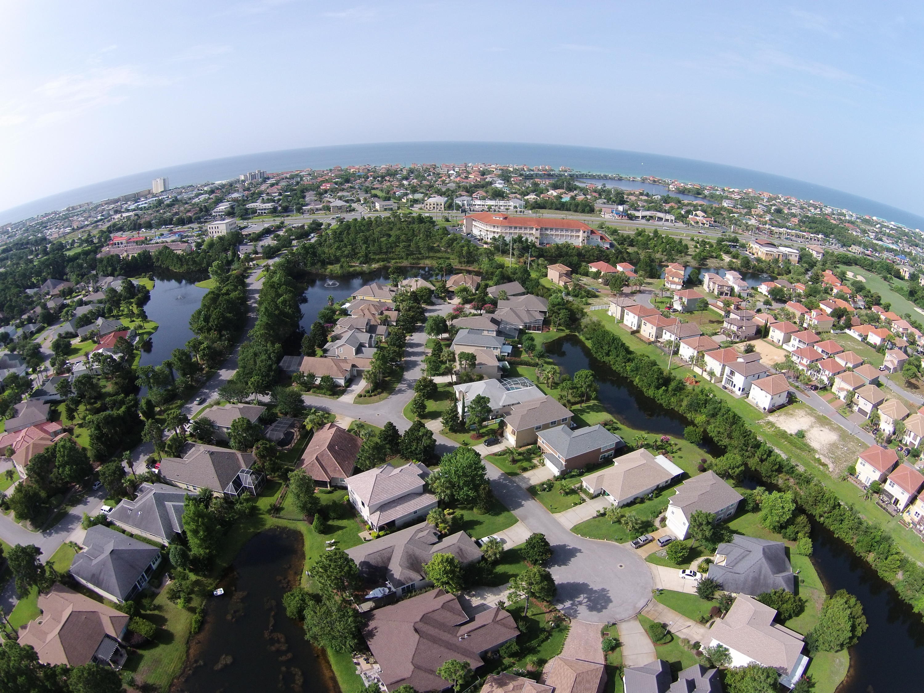 EMERALD LAKES PH 3 - Residential