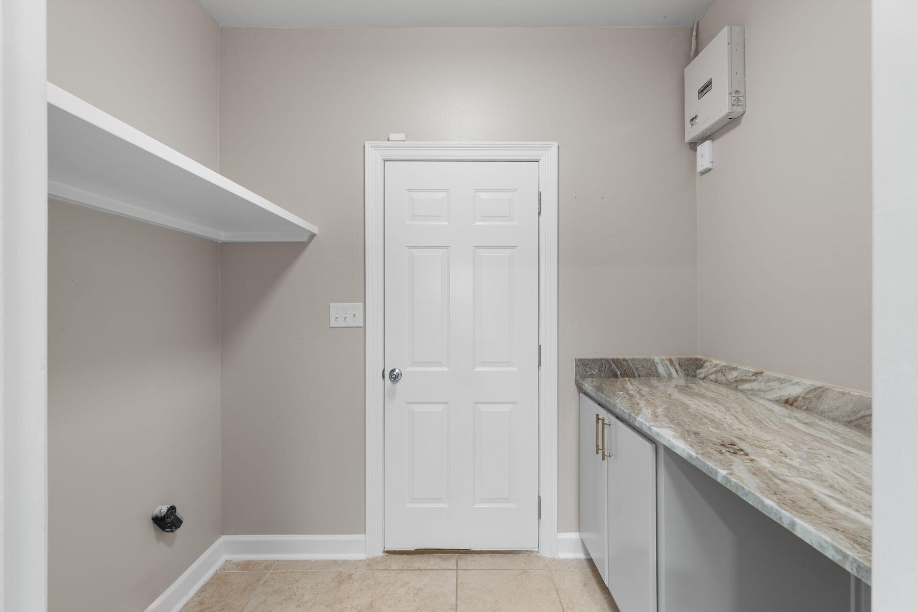 BAYSIDE - Residential