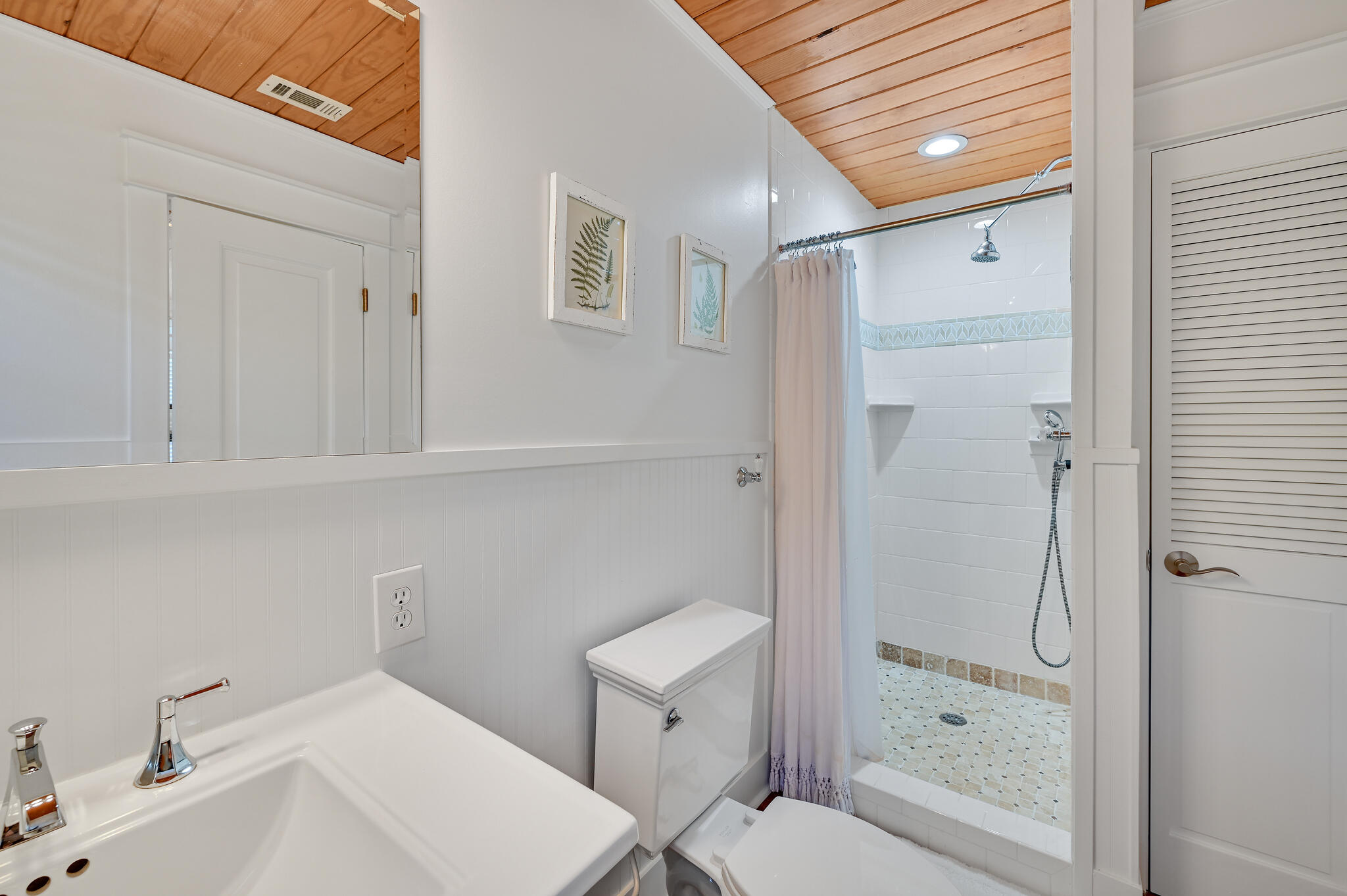 BEACH HIGHLAND 1ST ADD - Residential