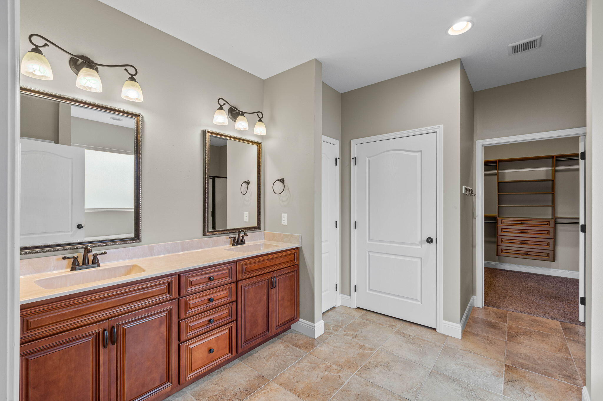 DUGGAN POND ESTATES - Residential Lease