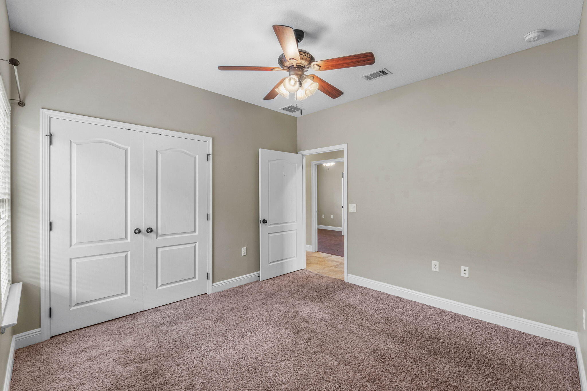 DUGGAN POND ESTATES - Residential Lease