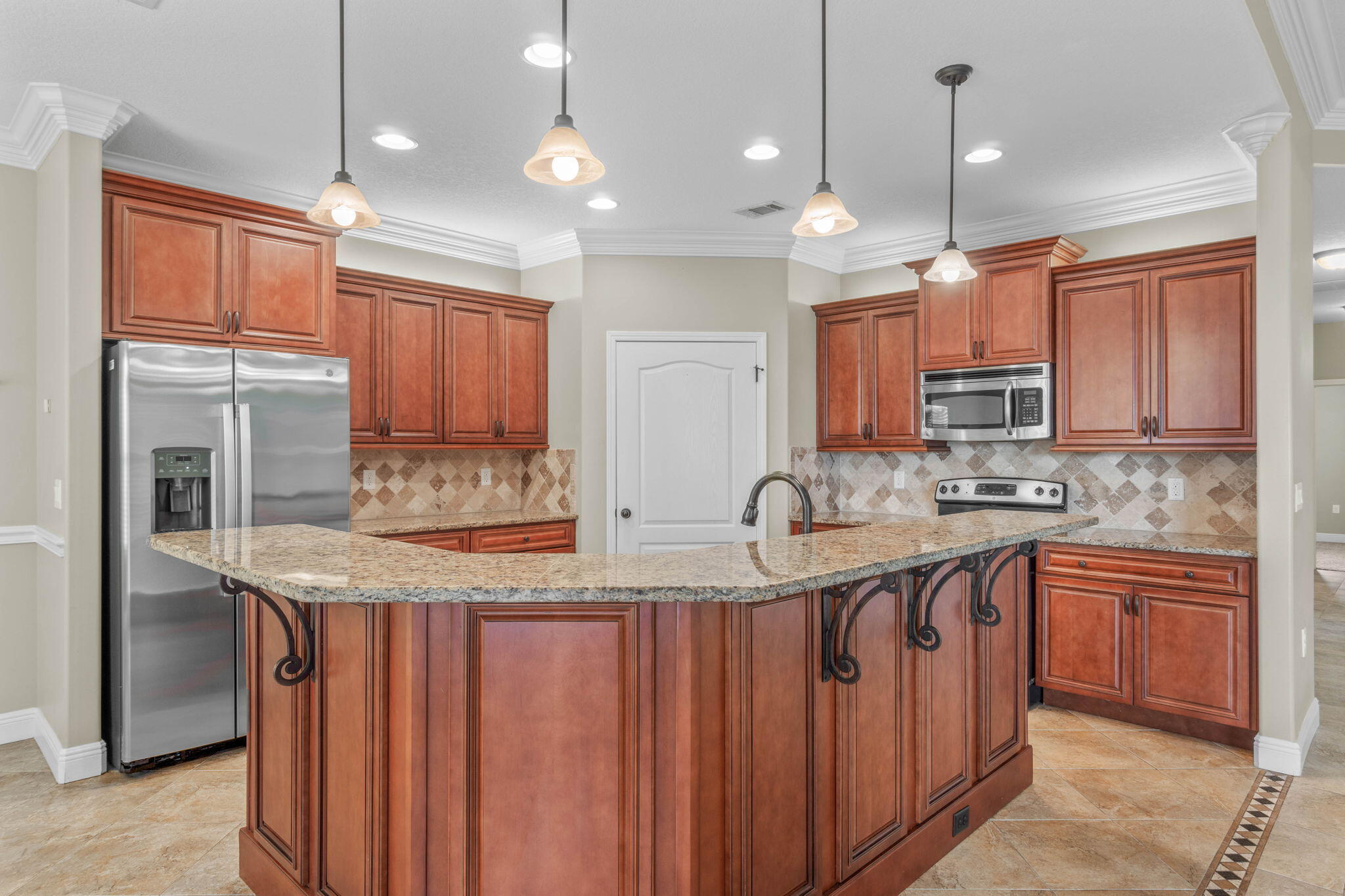 DUGGAN POND ESTATES - Residential Lease