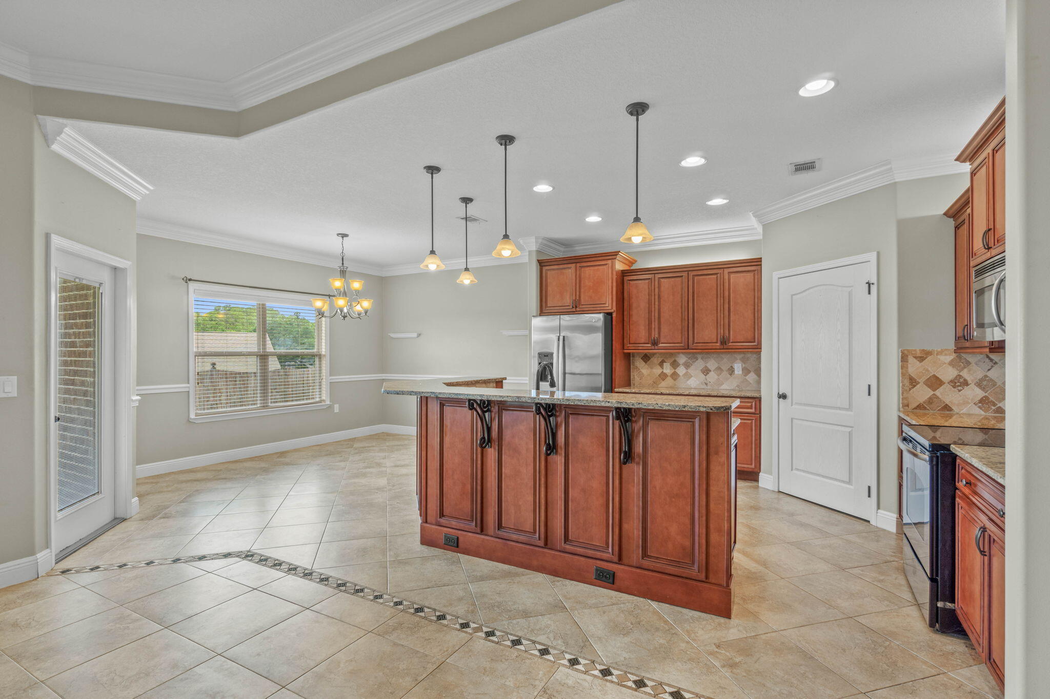 DUGGAN POND ESTATES - Residential Lease