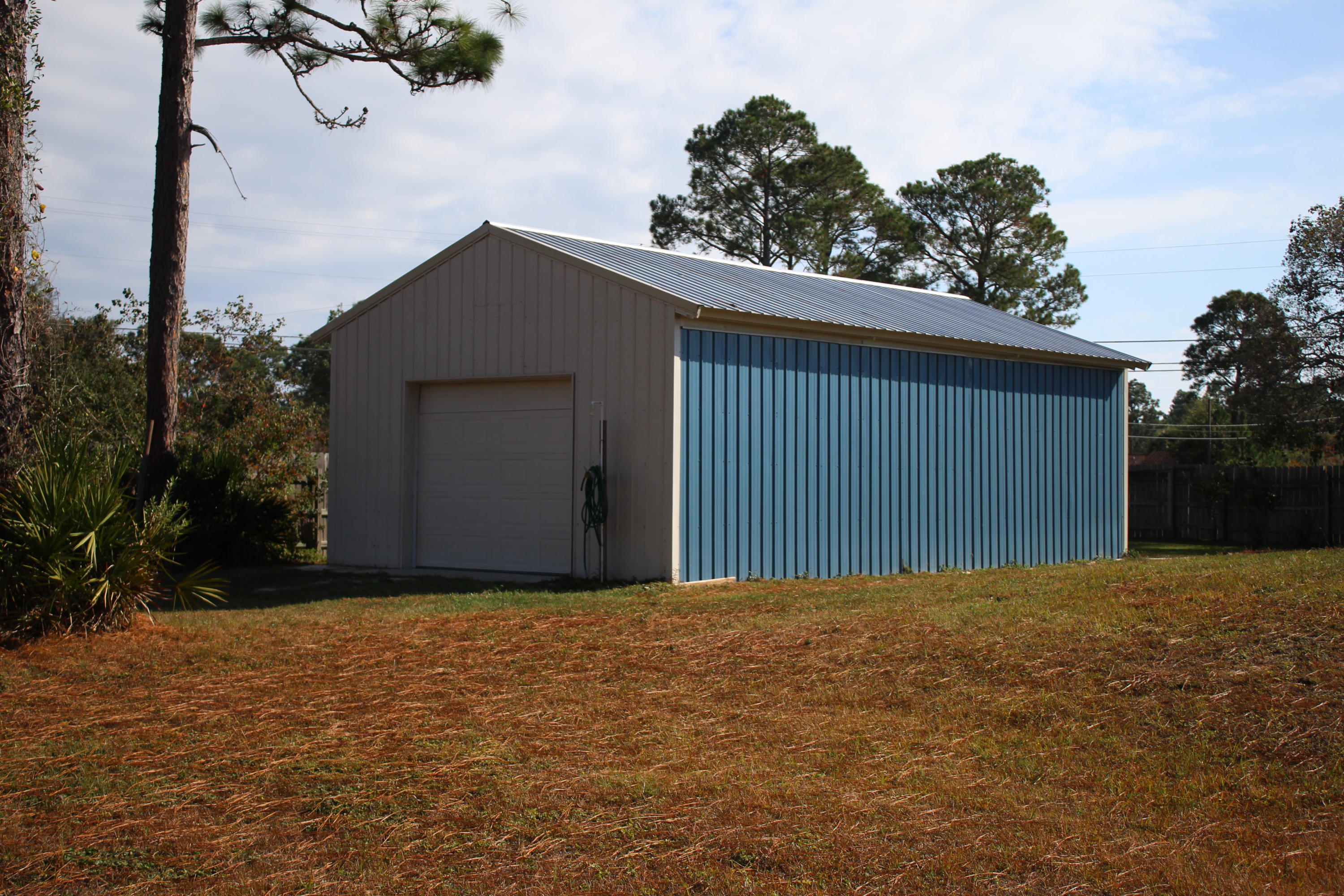 HOLLEY BY THE SEA - Residential