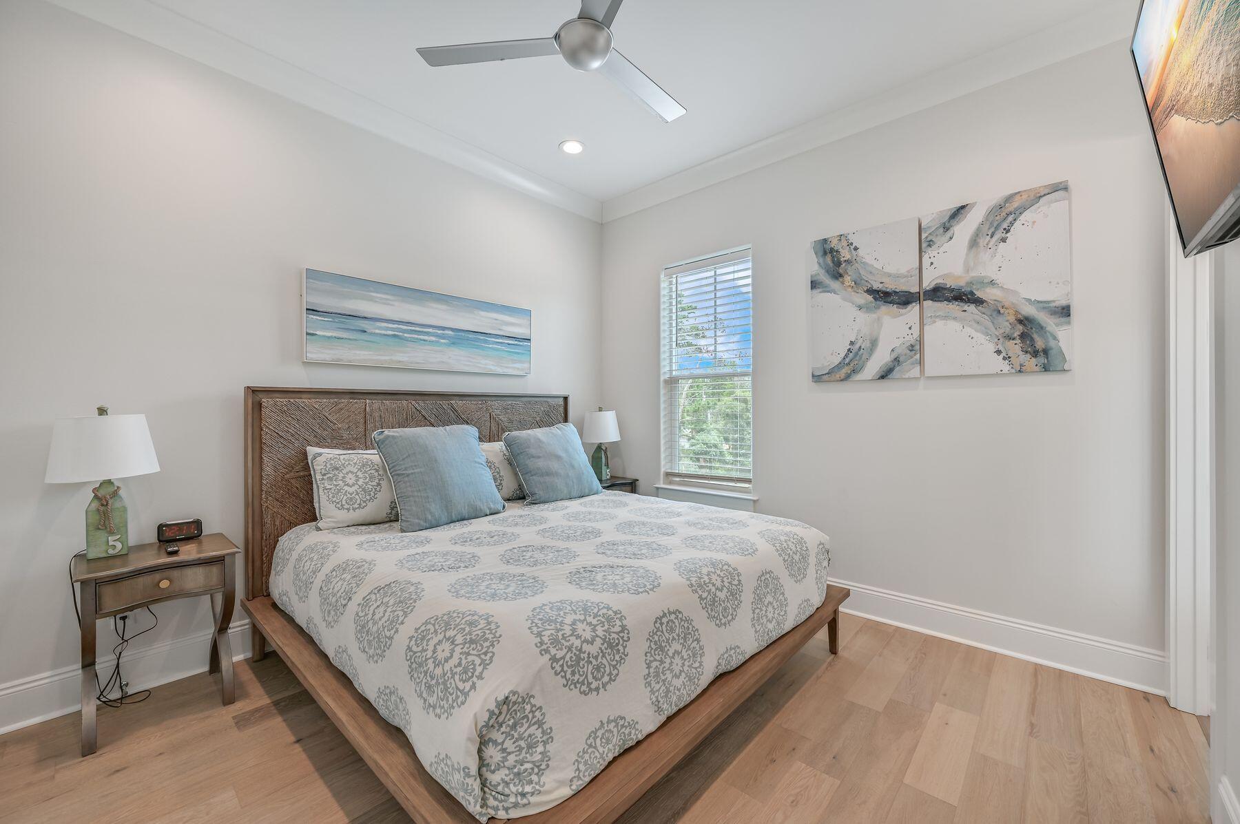 SUNSET KEY COTTAGES - Residential