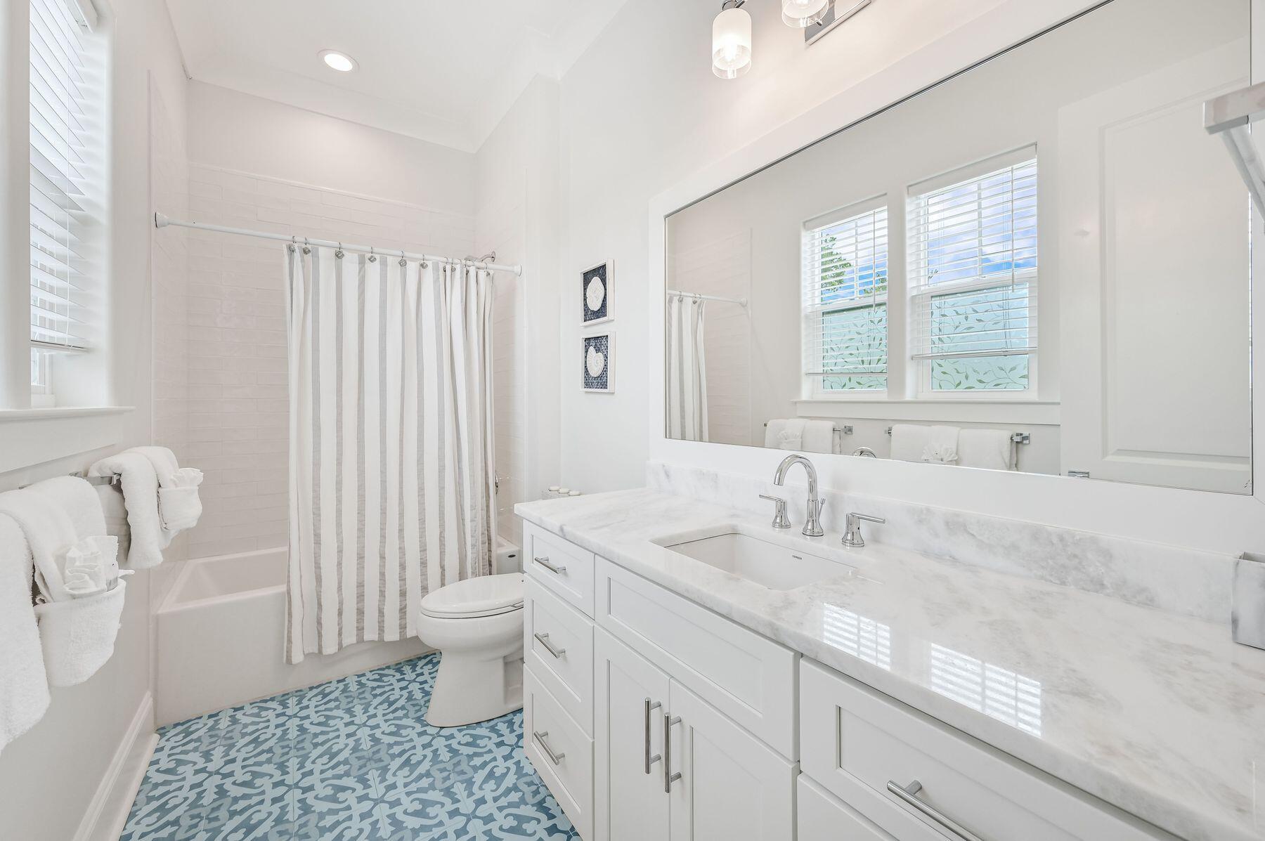 SUNSET KEY COTTAGES - Residential