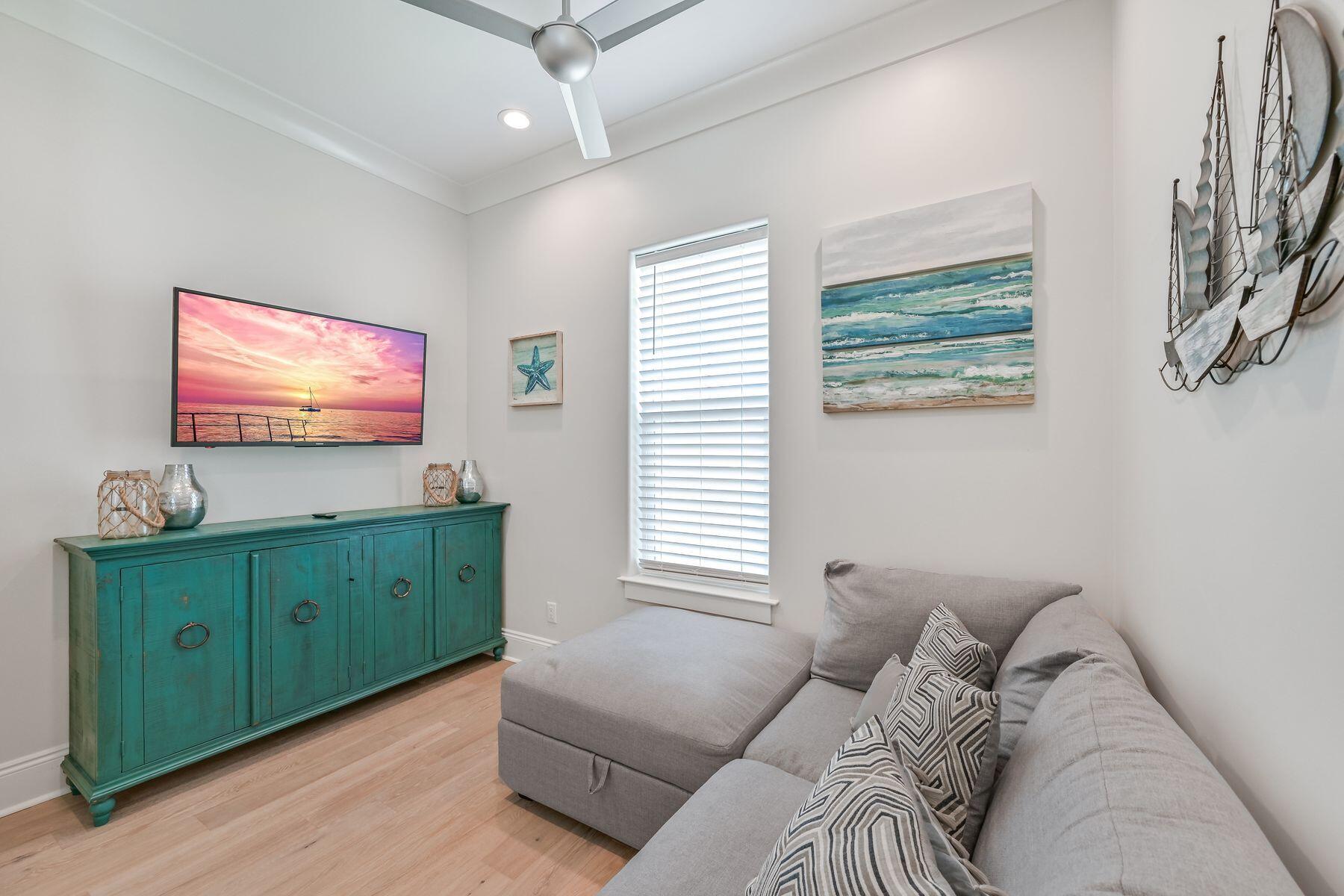 SUNSET KEY COTTAGES - Residential