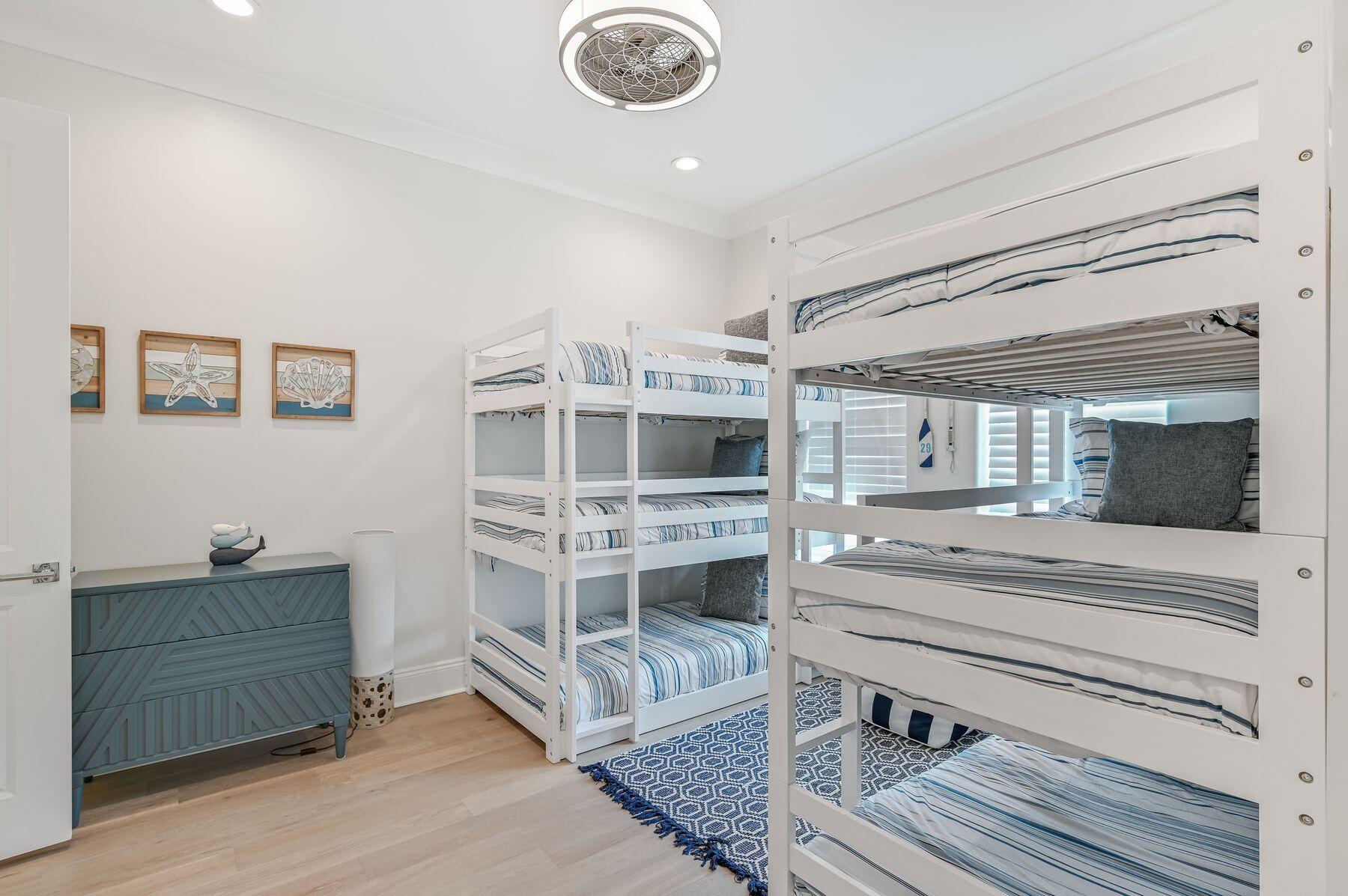 SUNSET KEY COTTAGES - Residential