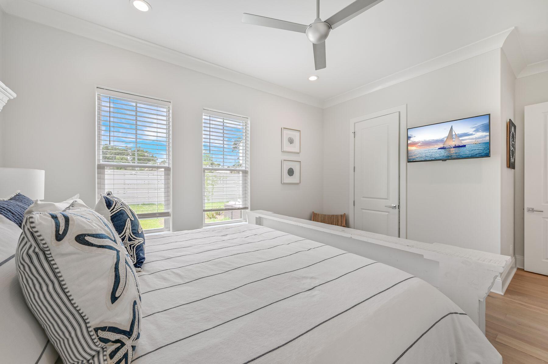 SUNSET KEY COTTAGES - Residential