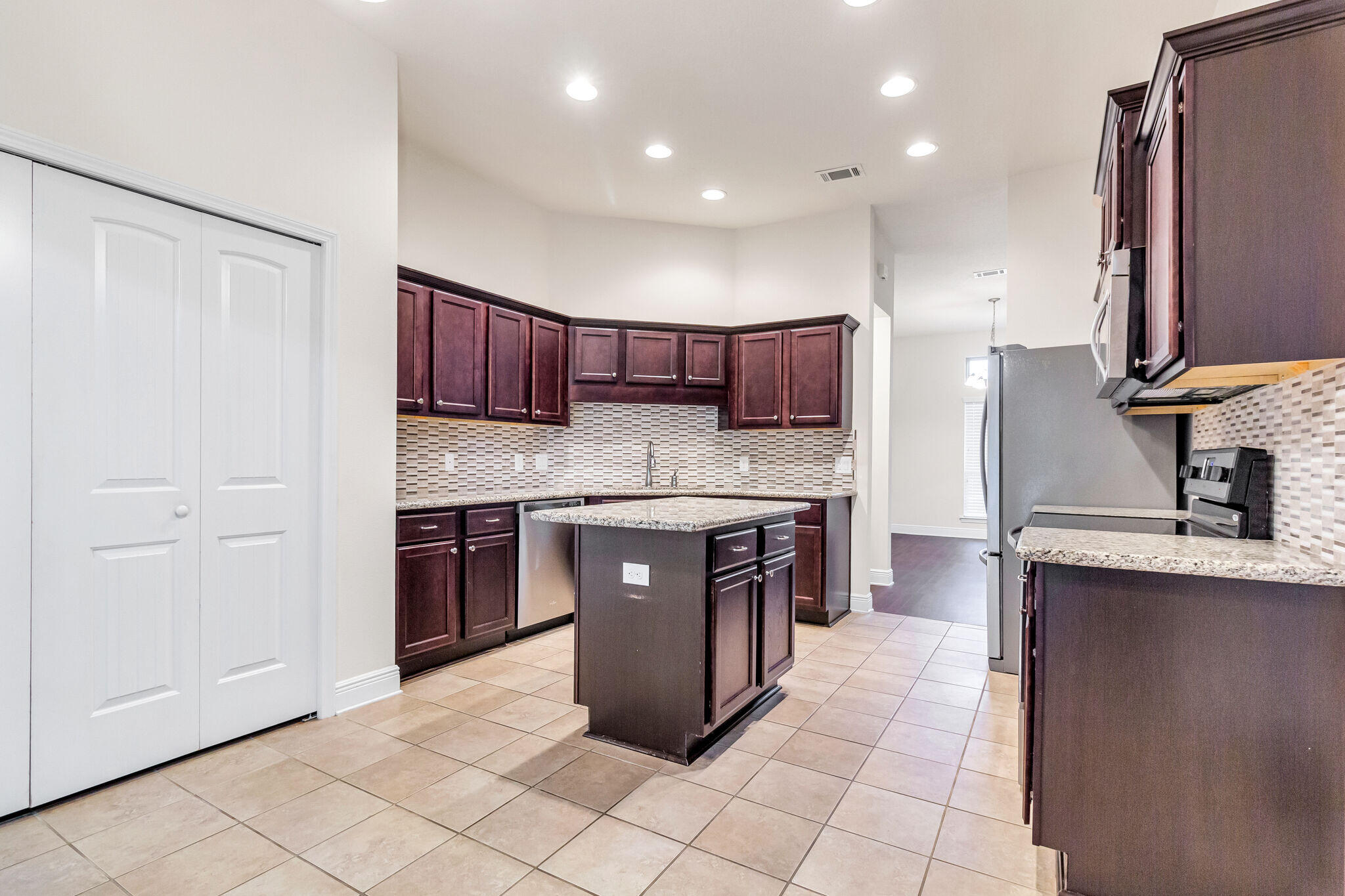 WOODLANDS OF WHISPERING PINES - Residential